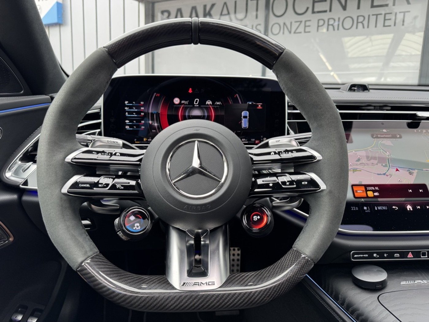 Foto van Mercedes-Benz AMG E 53 Hybrid