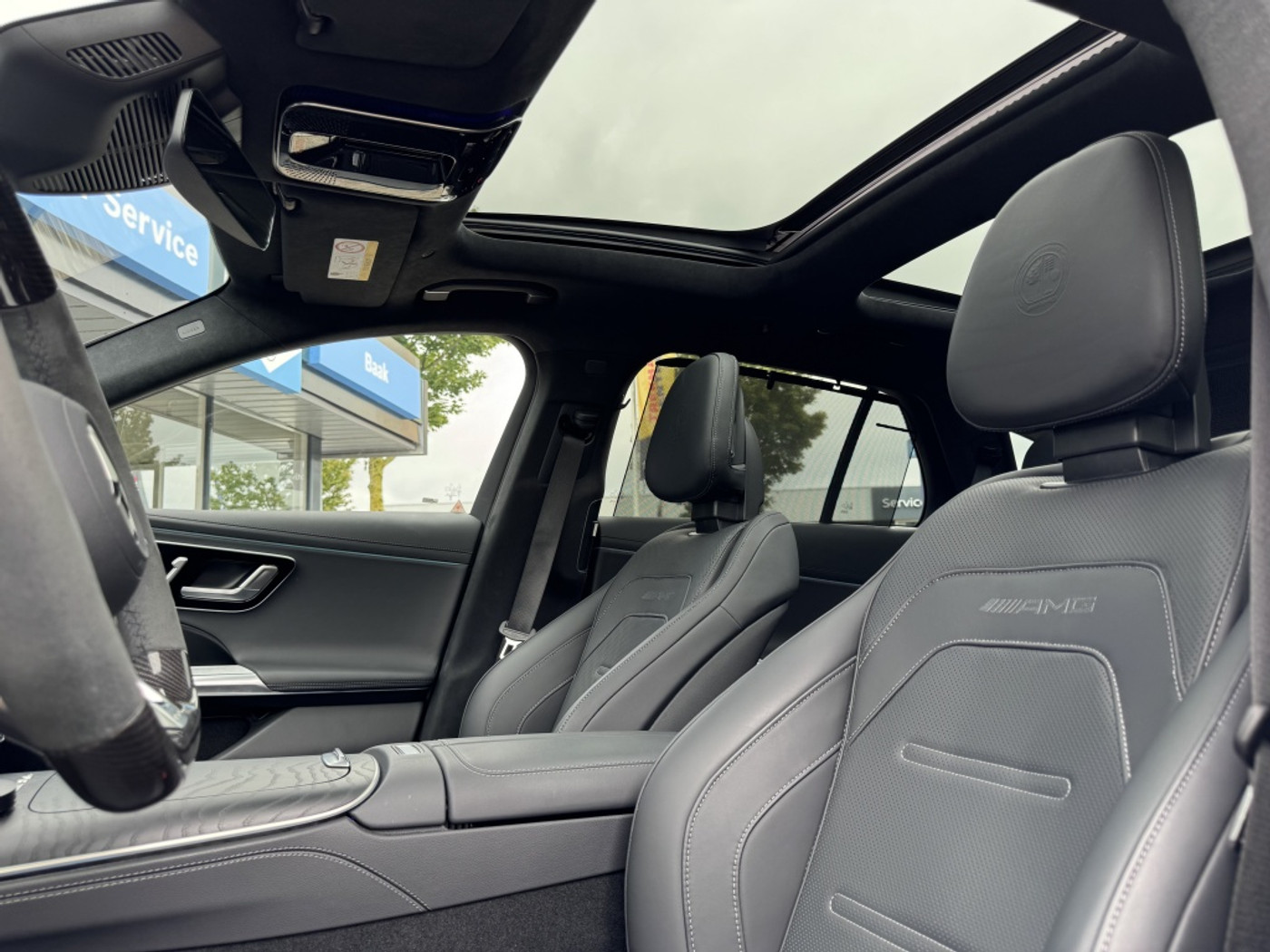 Foto van Mercedes-Benz AMG E 53 Hybrid