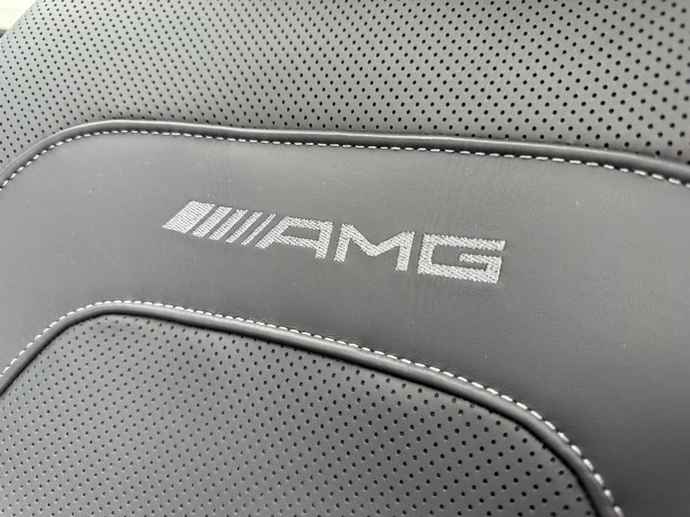 Foto van Mercedes-Benz AMG E 53 Hybrid