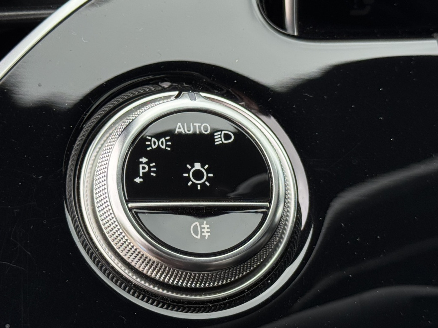 Foto van Mercedes-Benz AMG E 53 Hybrid