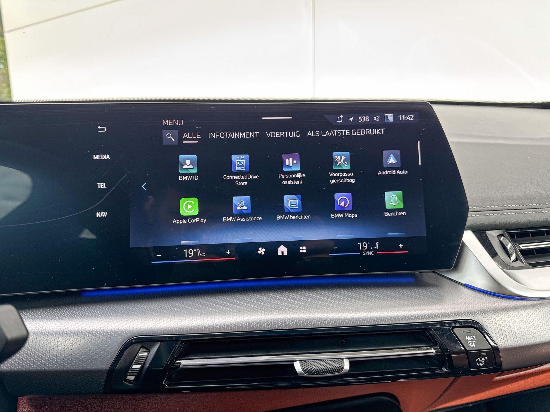 Foto van BMW Ix1 Xdrive30