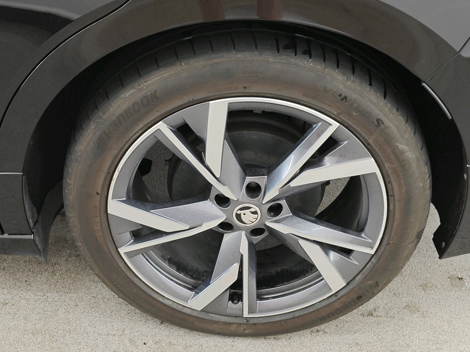 Foto van Skoda Enyaq 85