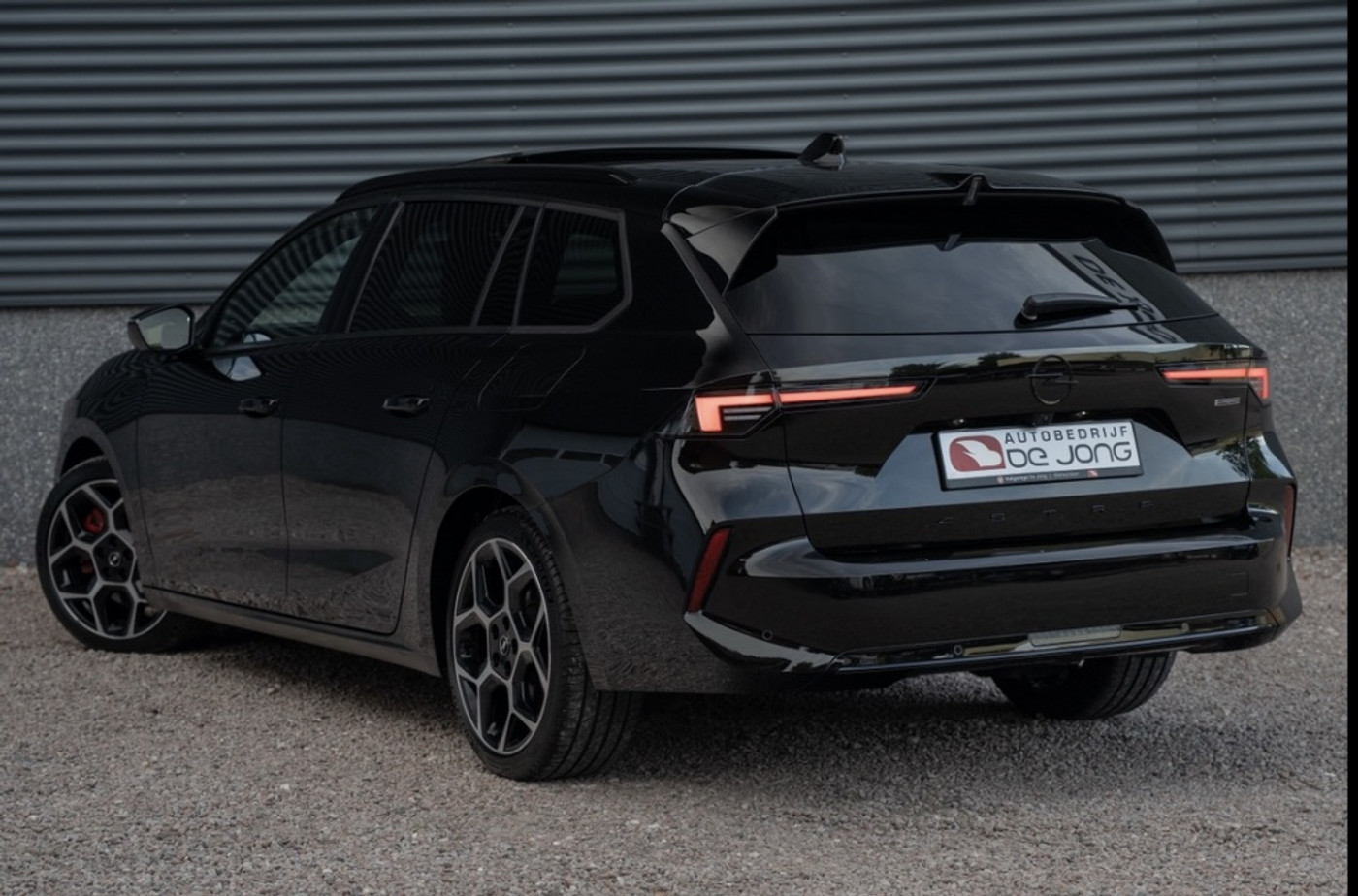 Foto van Opel Astra Sports Tourer