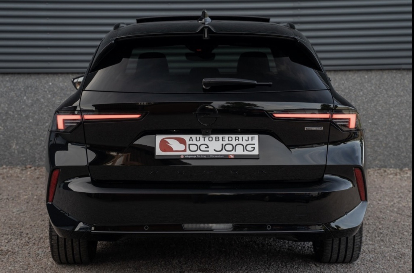 Foto van Opel Astra Sports Tourer