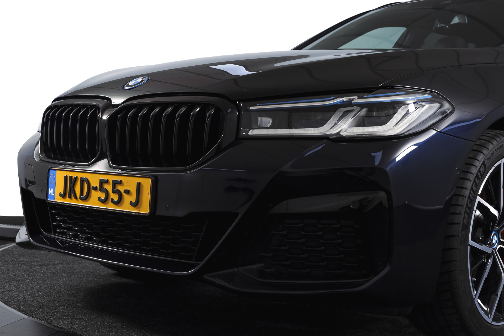 Foto van BMW 530e