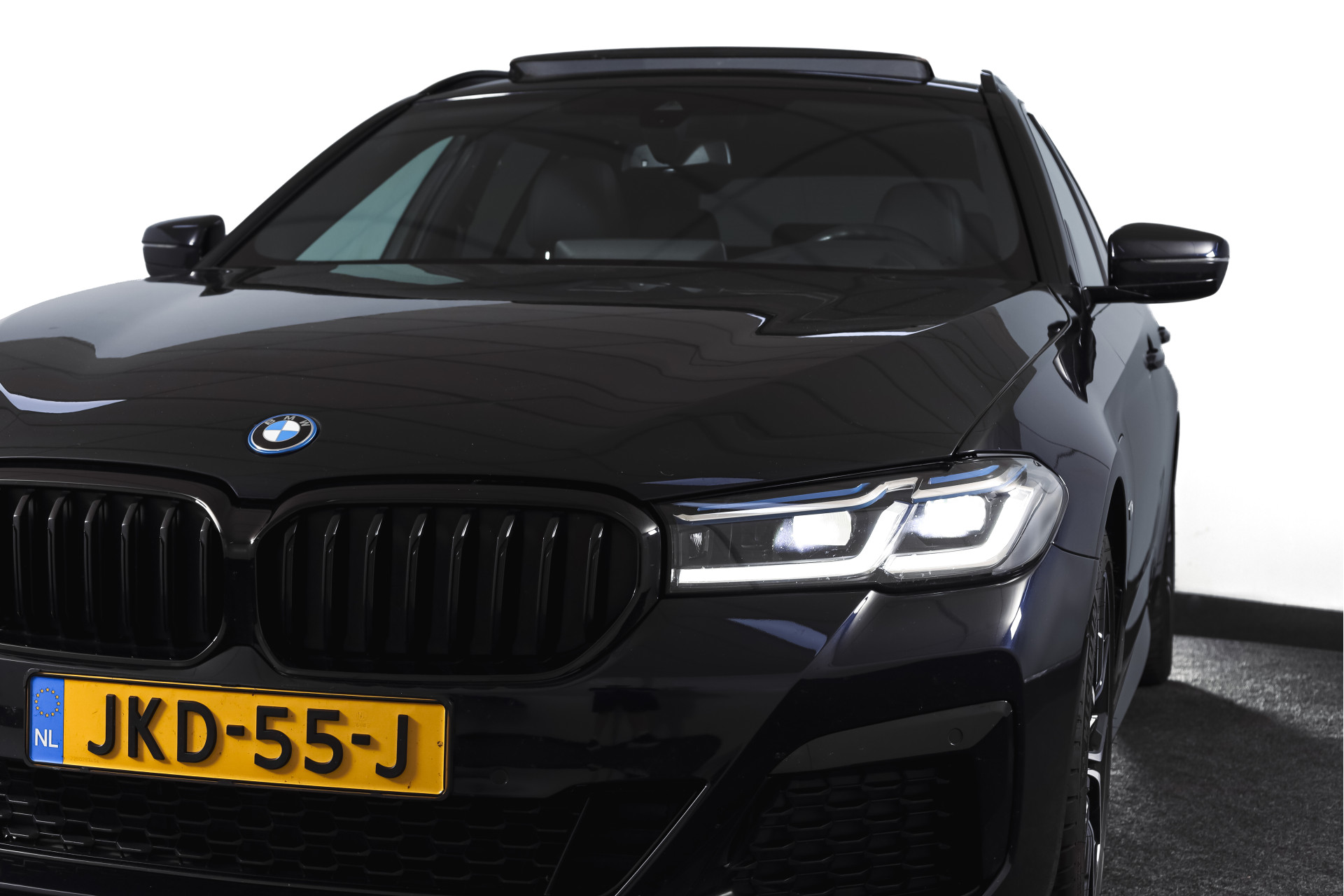 Foto van BMW 530e