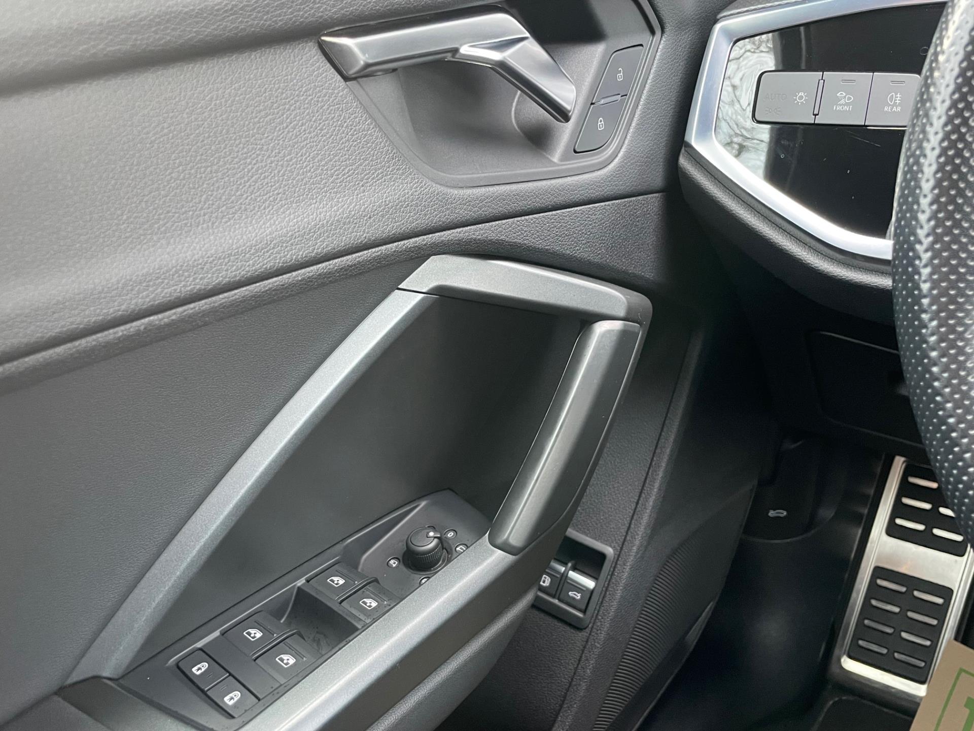 Foto van Audi Q3 E-tron
