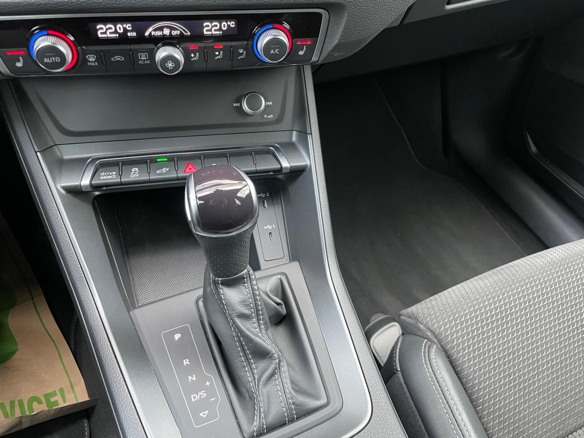 Foto van Audi Q3 E-tron
