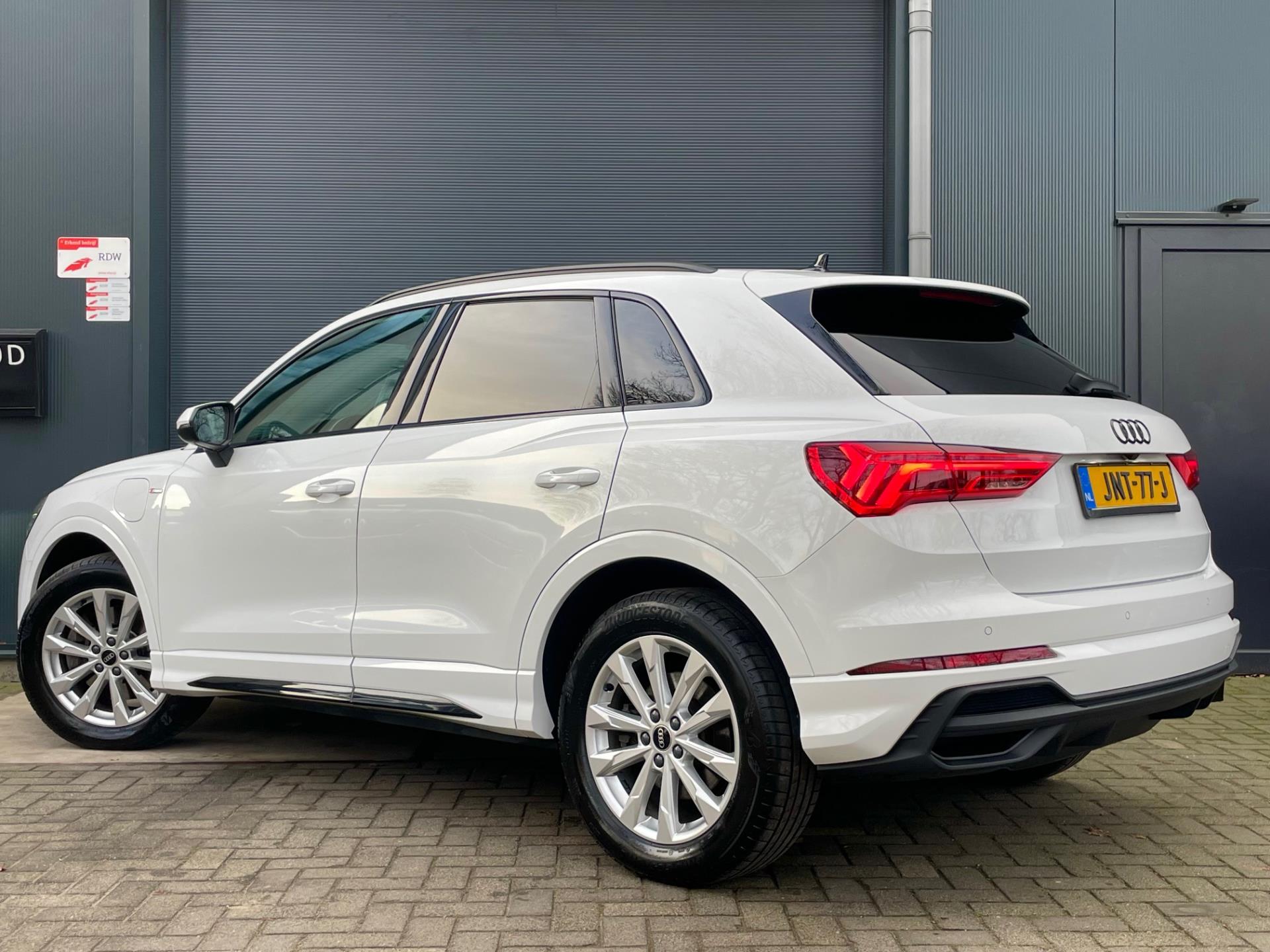 Foto van Audi Q3 E-tron