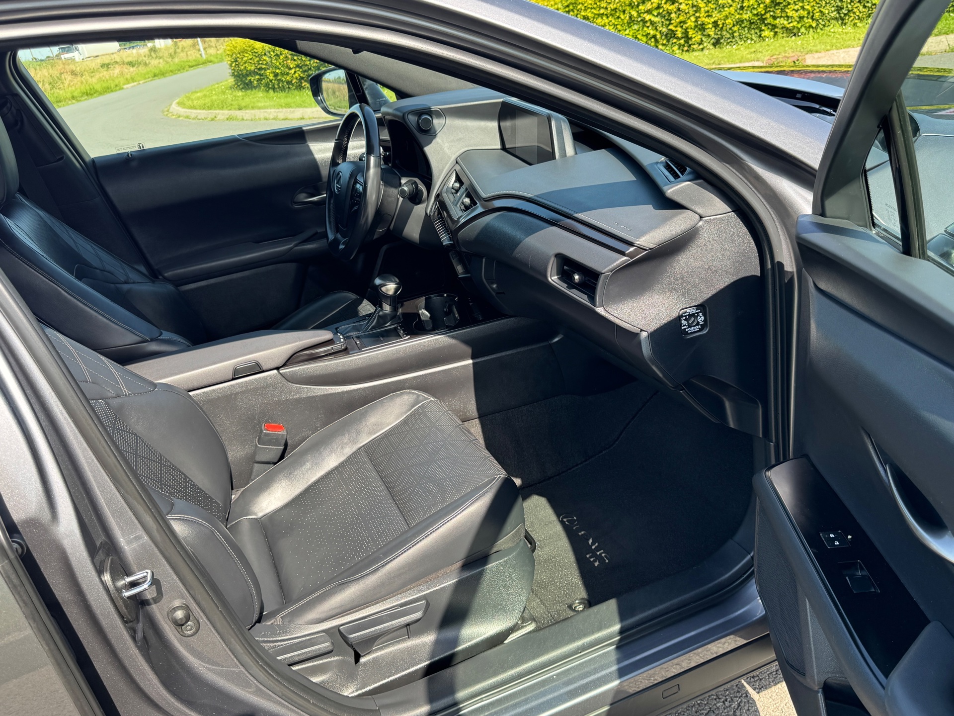 Foto van Lexus Lexus Ux250h