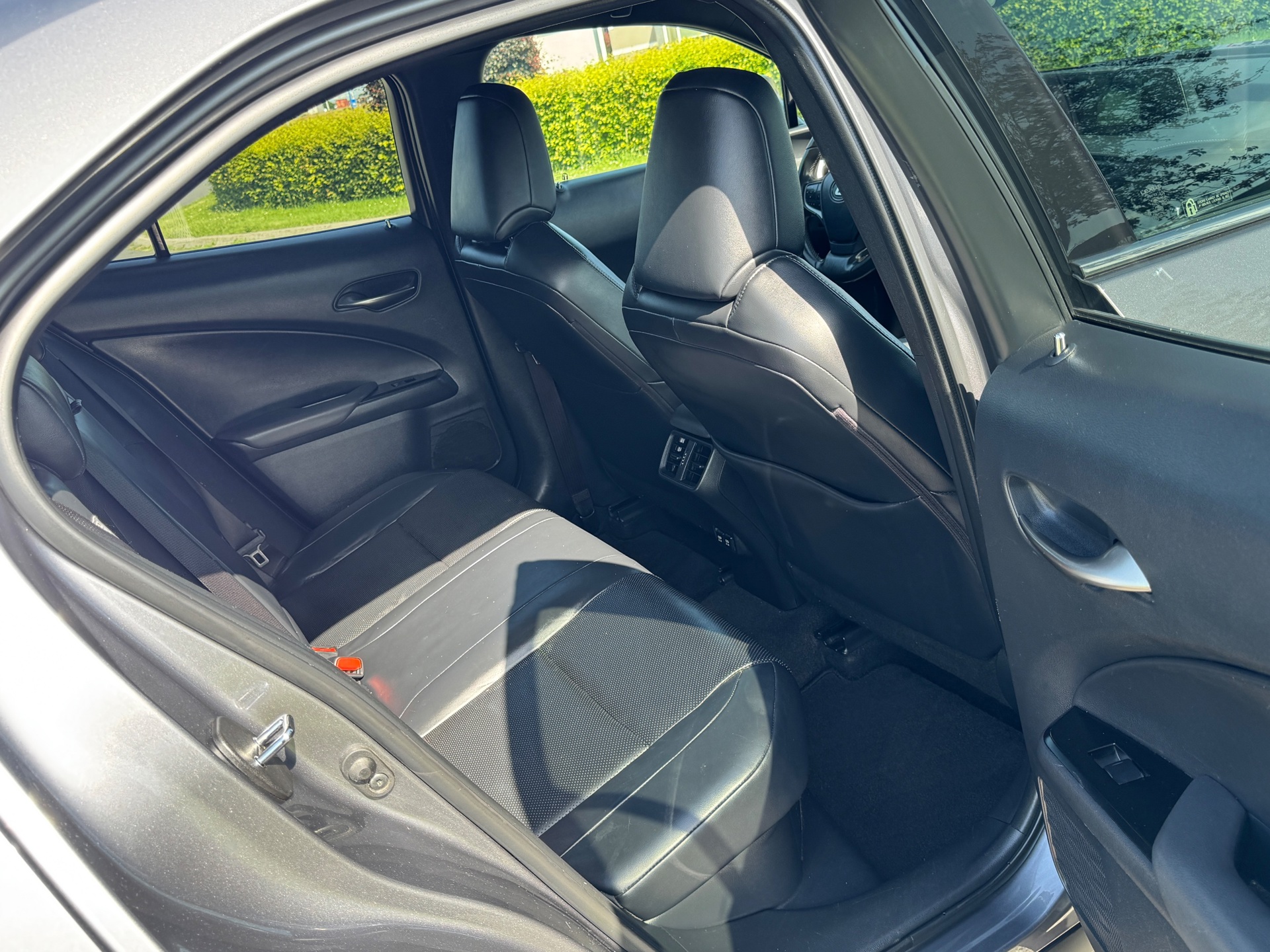 Foto van Lexus Lexus Ux250h