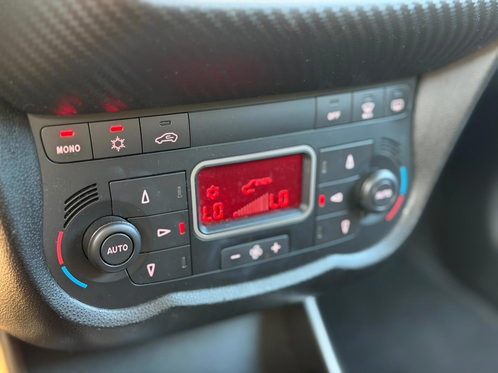 Foto van Alfa Romeo Alfa Mito