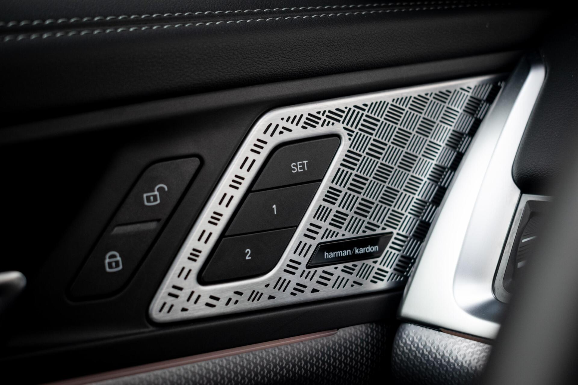 Foto van BMW X1 Xdrive23i