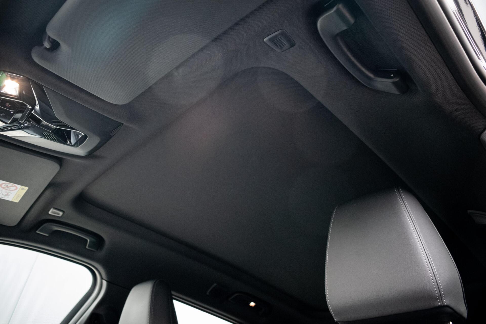 Foto van BMW X1 Xdrive23i