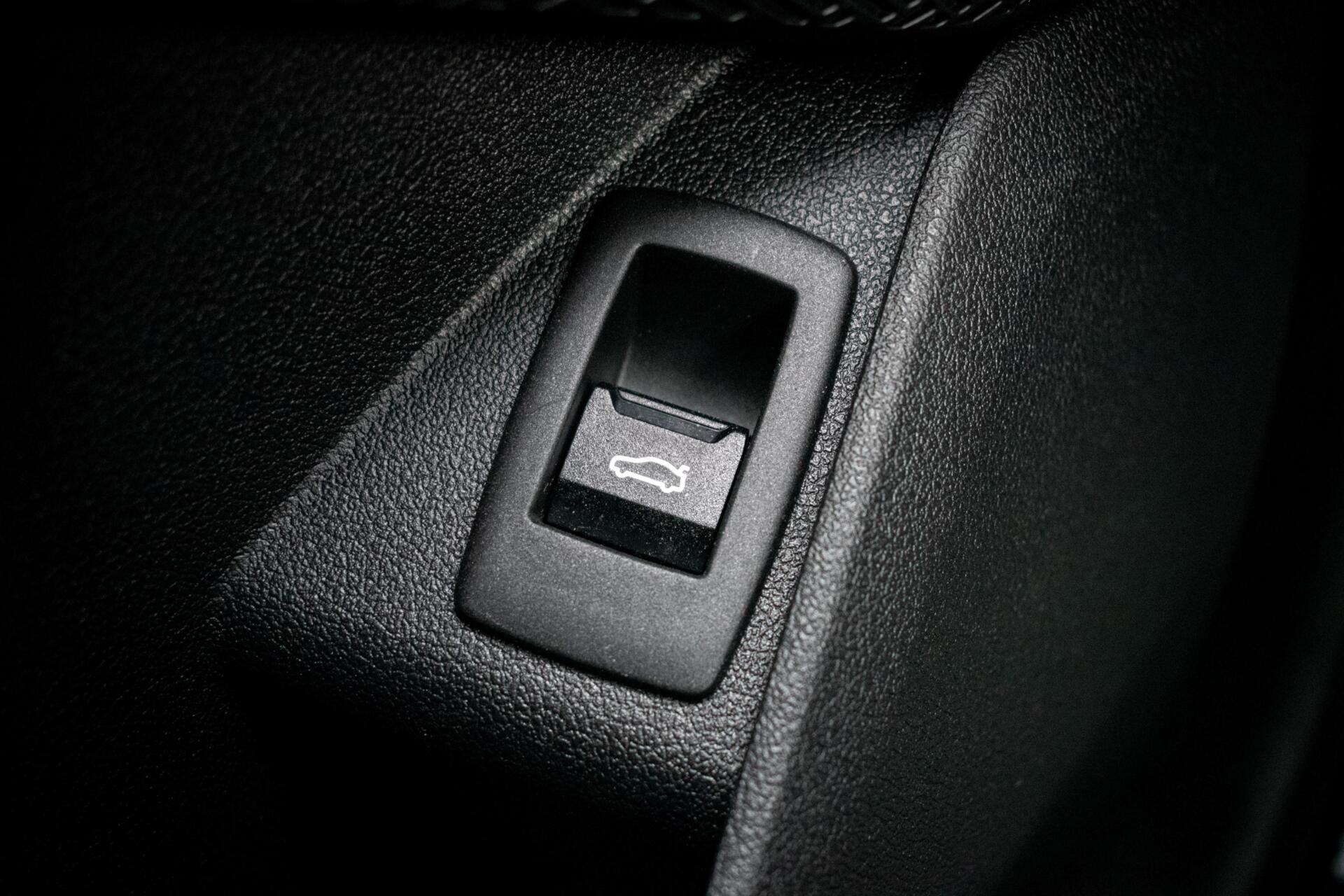 Foto van BMW X1 Xdrive23i