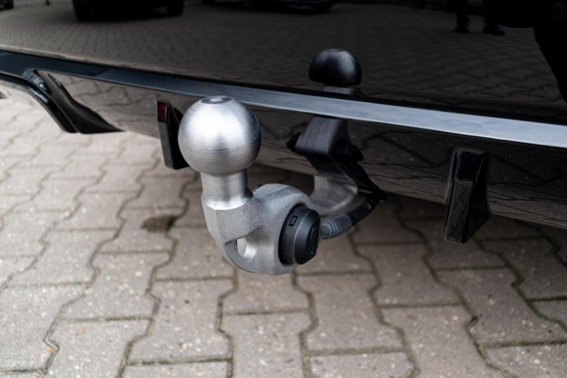 Foto van BMW X1 Xdrive23i