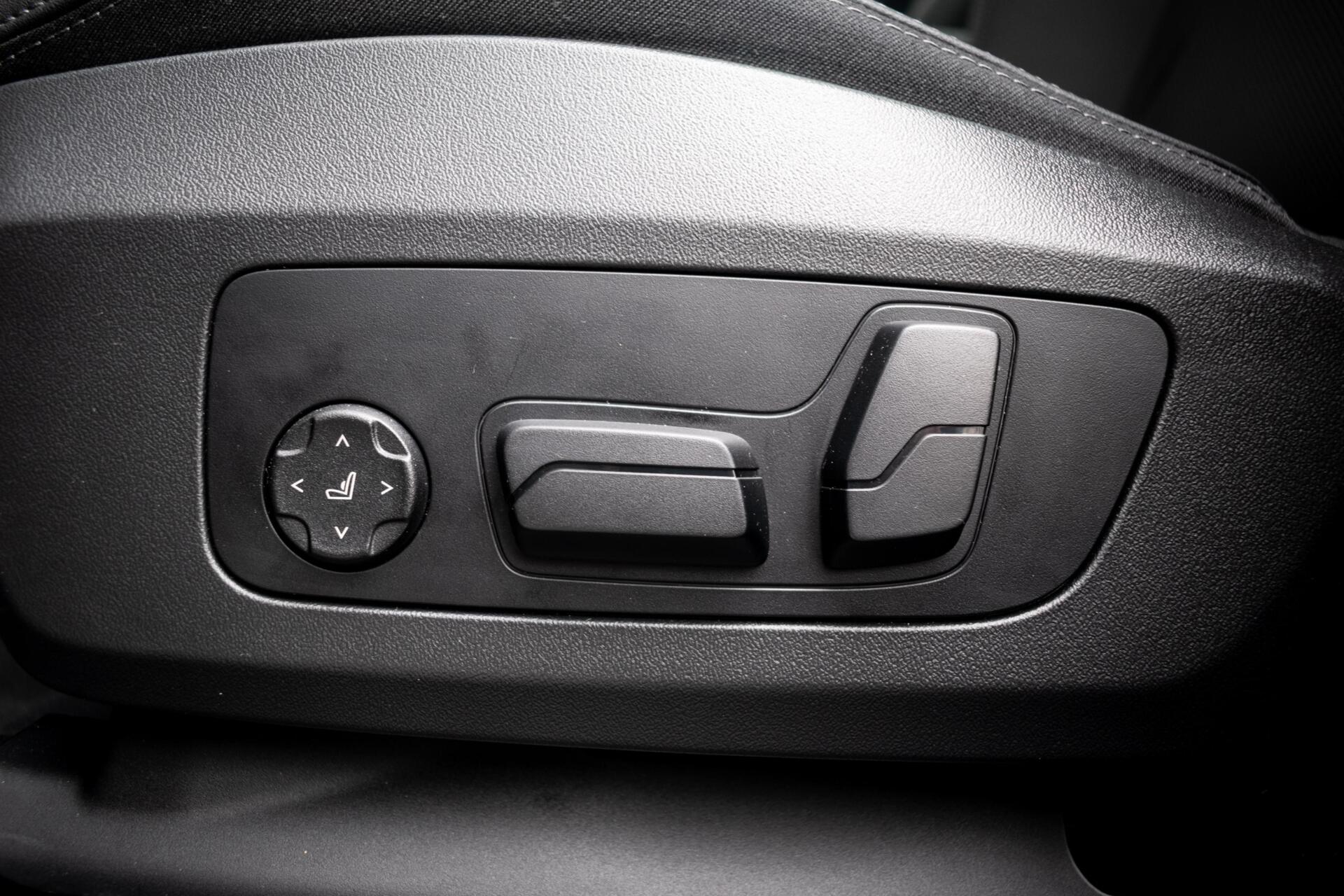Foto van BMW X1 Xdrive23i