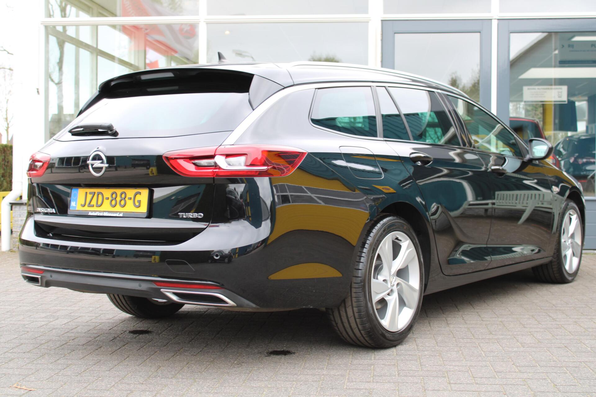 Foto van Opel Insignia Sports Tourer