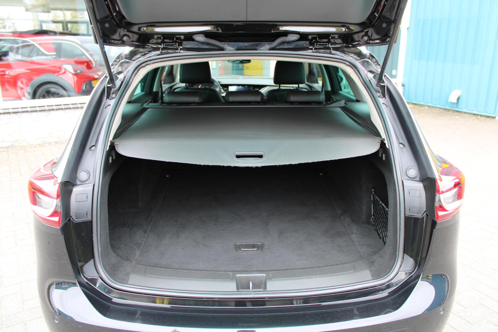 Foto van Opel Insignia Sports Tourer