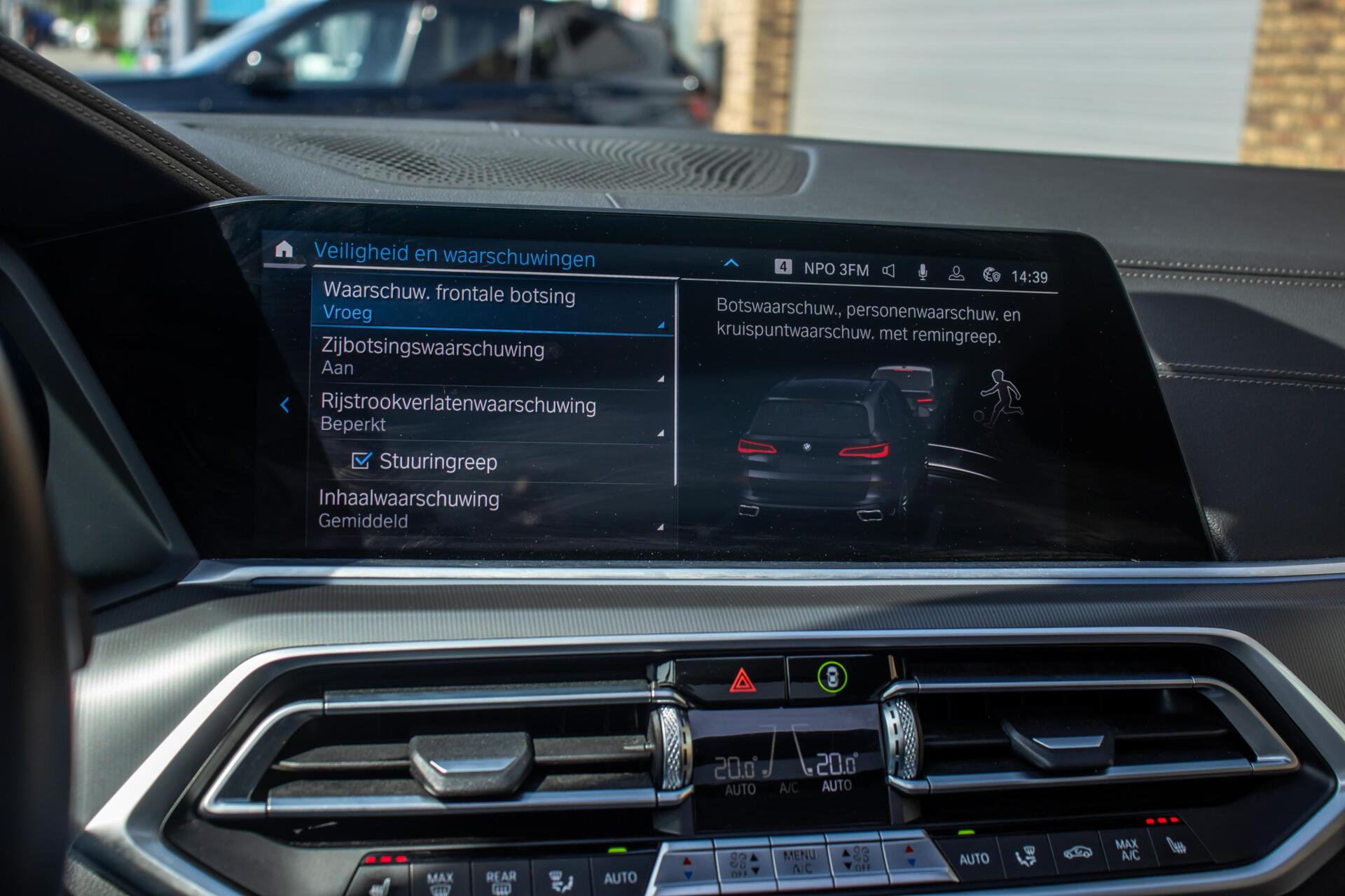 Foto van BMW X5 Xdrive45e