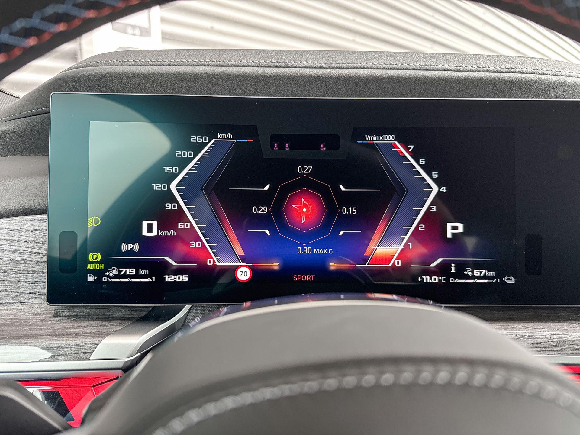 Foto van BMW M760e xDrive
