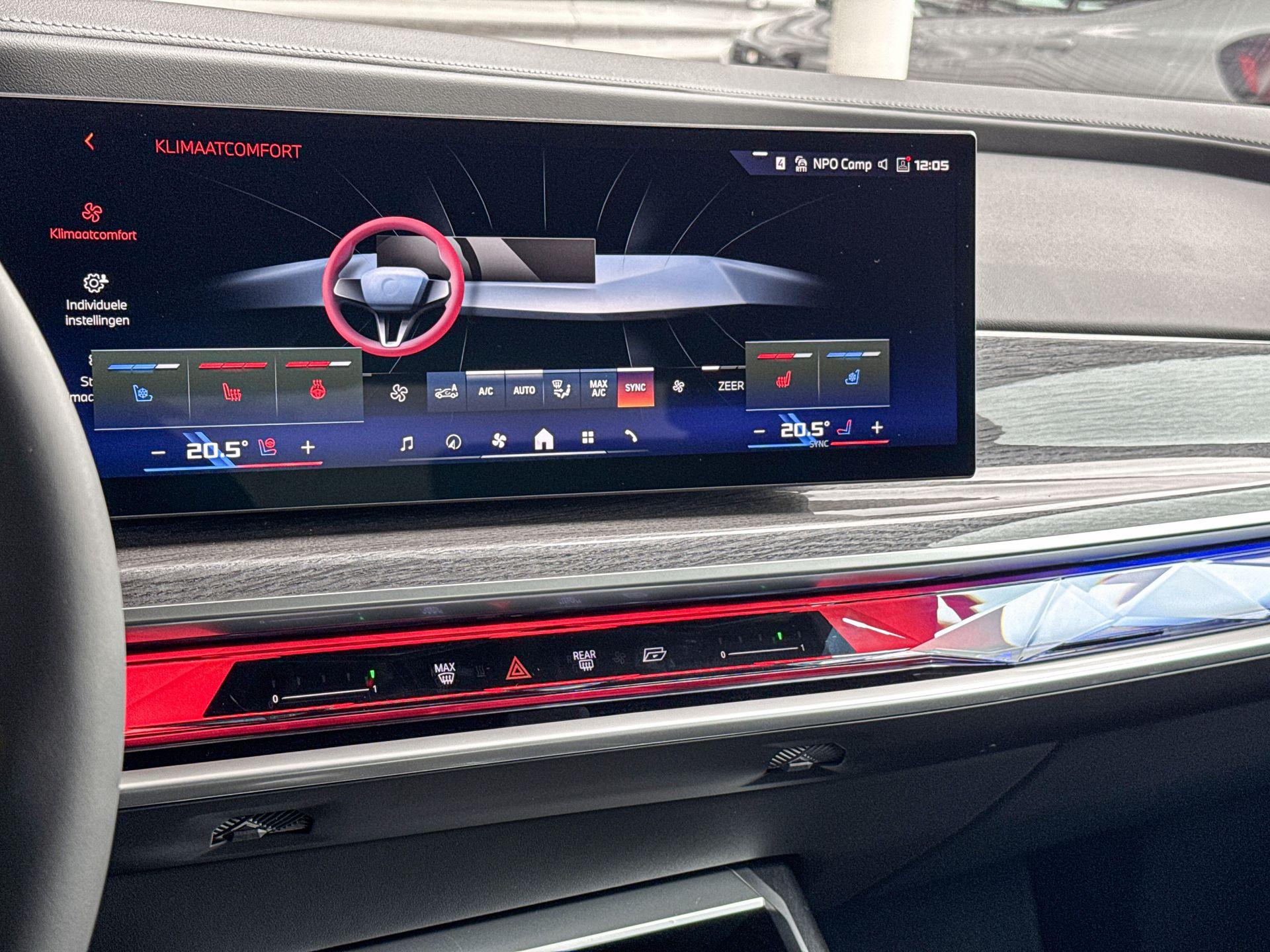 Foto van BMW M760e xDrive