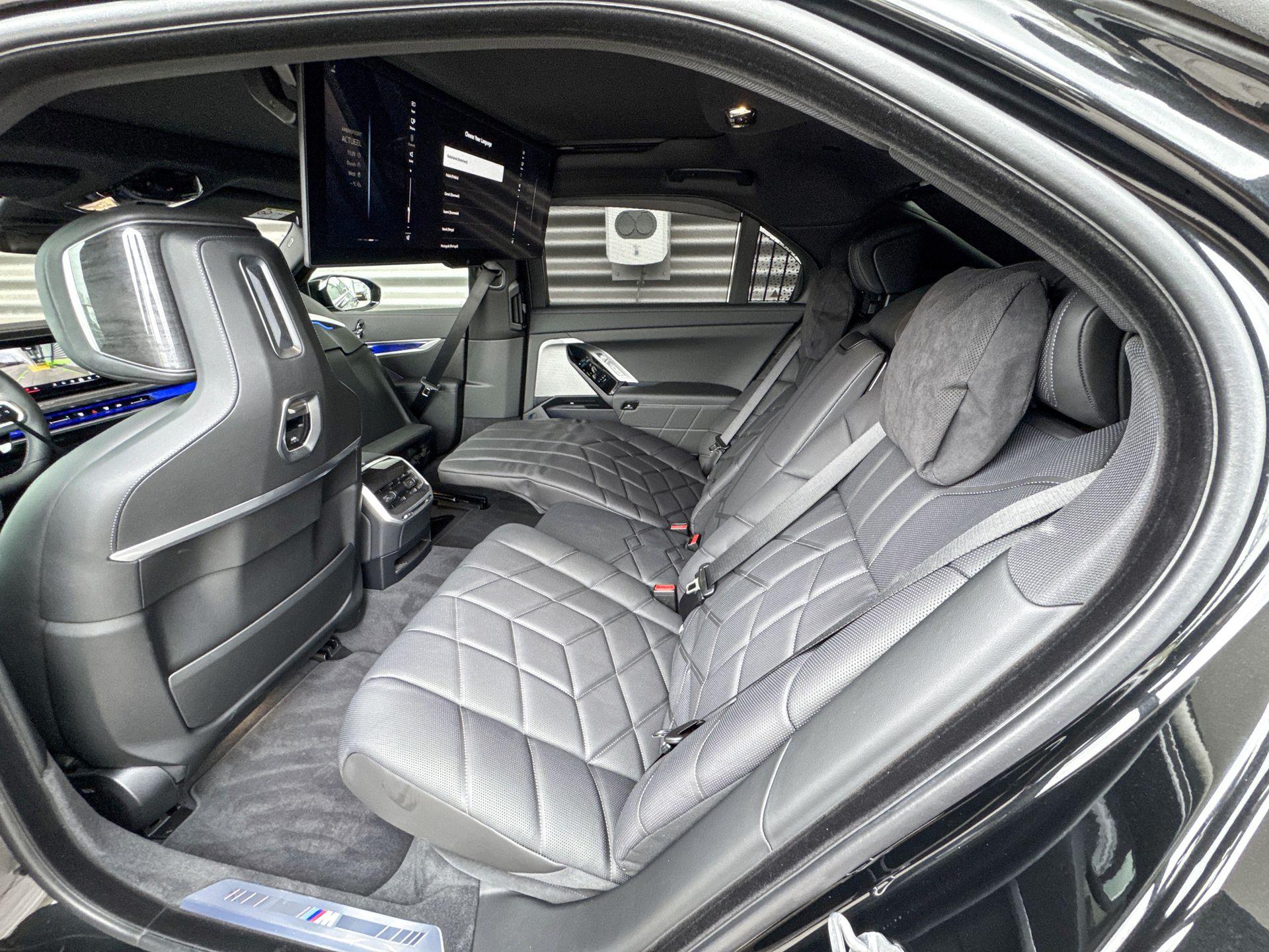 Foto van BMW M760e xDrive