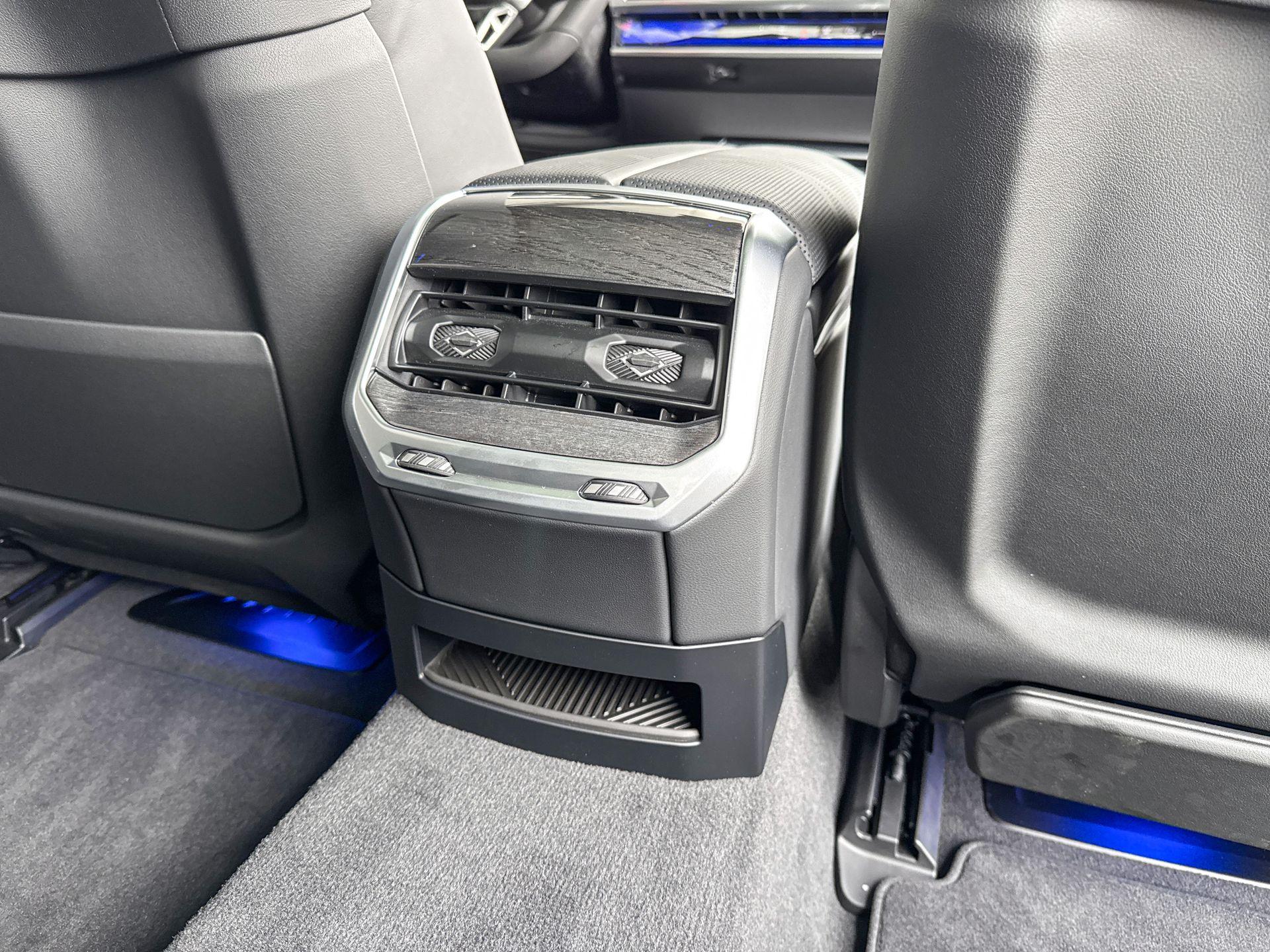 Foto van BMW M760e xDrive