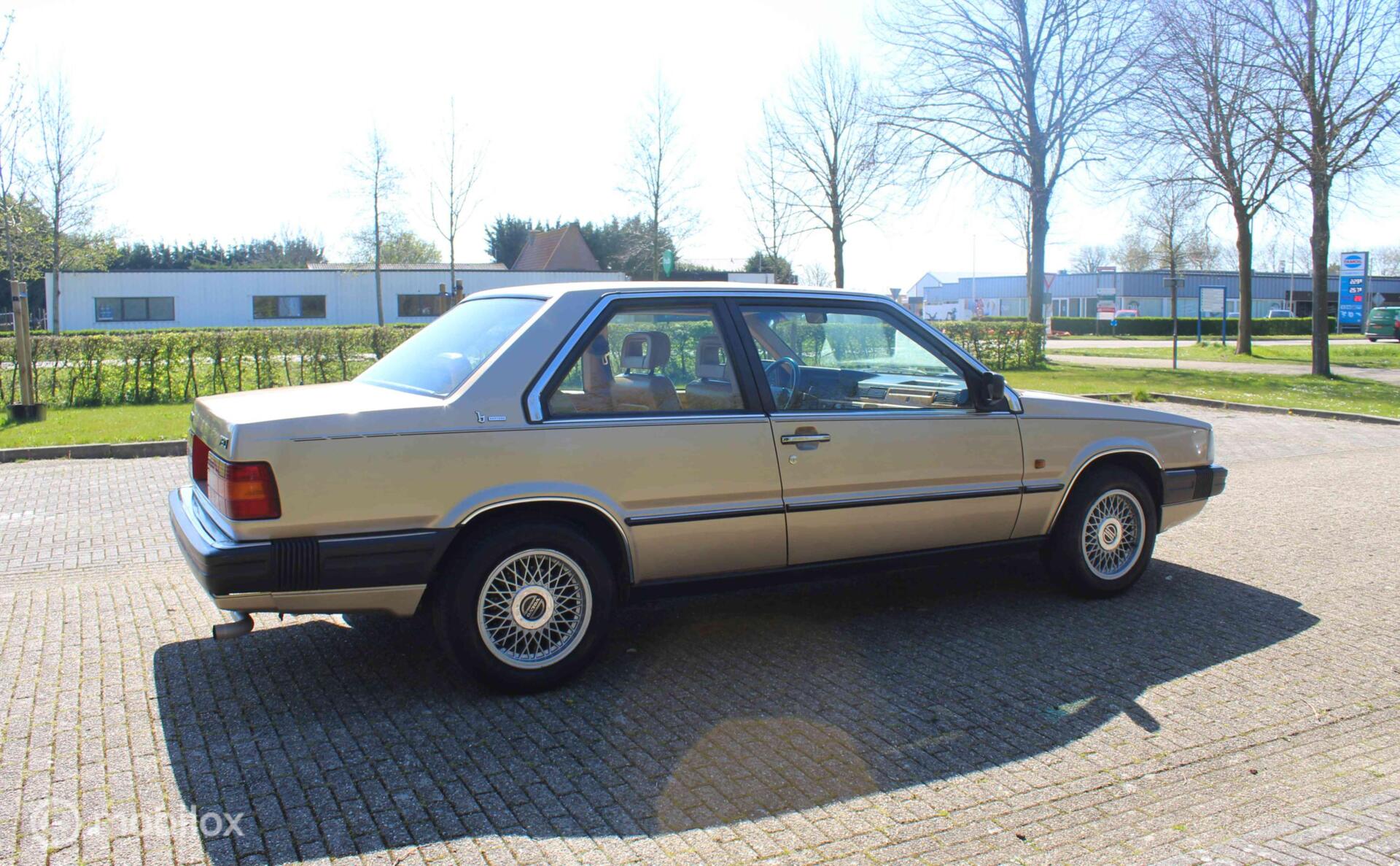 Foto van Volvo 780 Bertone Coupe