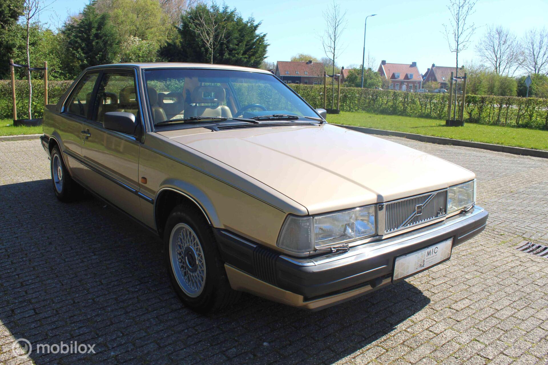 Foto van Volvo 780 Bertone Coupe