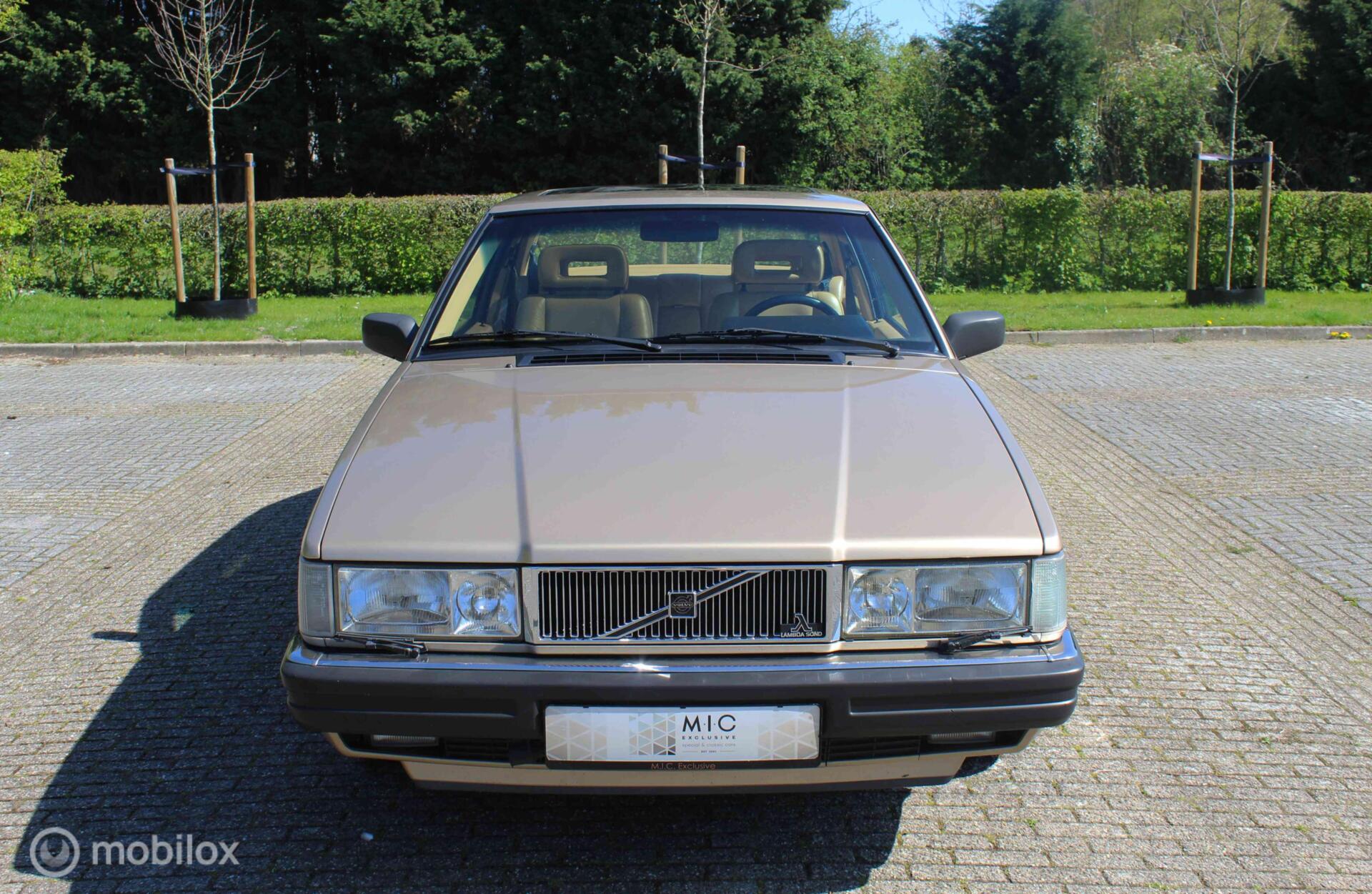 Foto van Volvo 780 Bertone Coupe