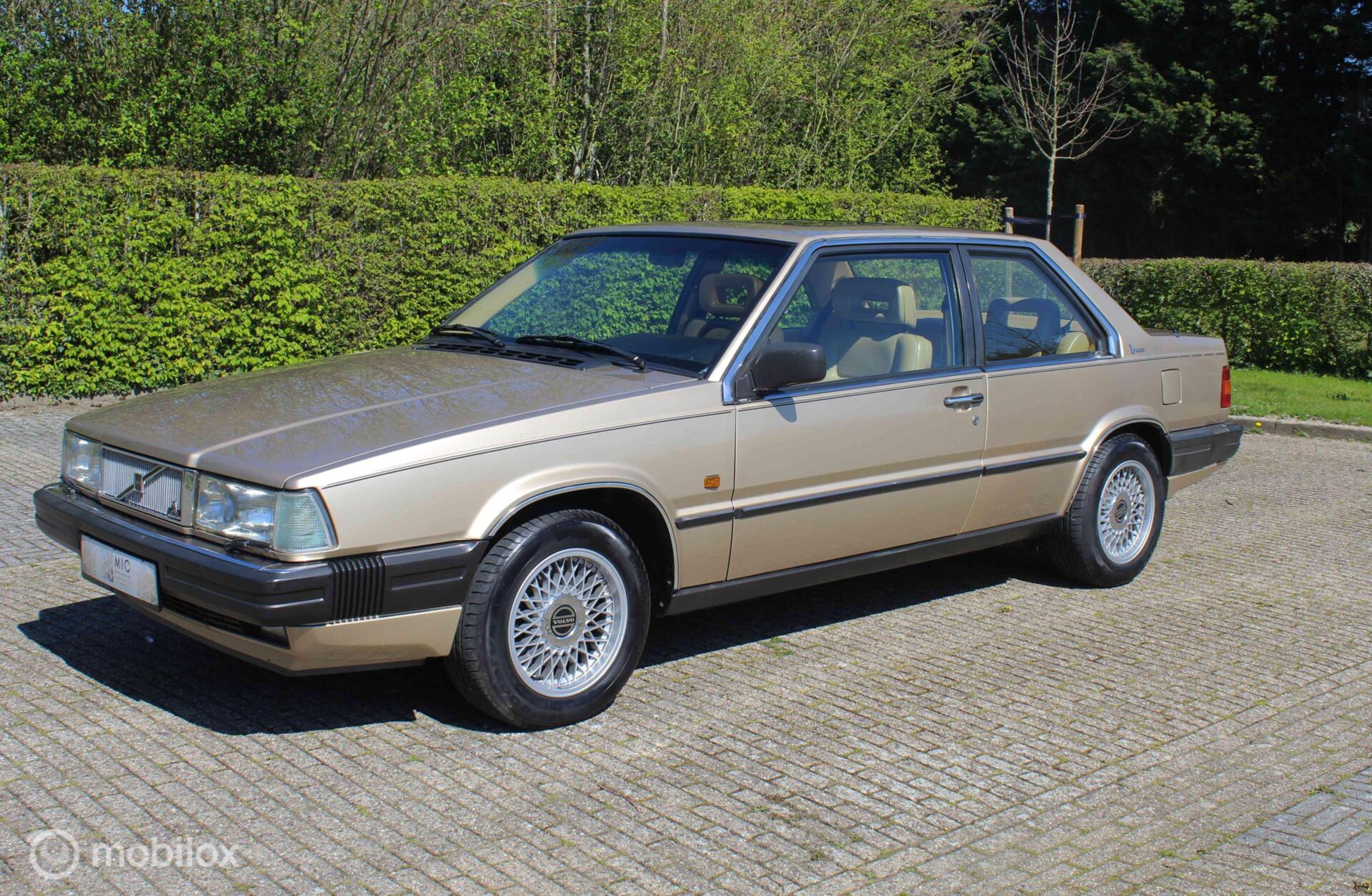 Foto van Volvo 780 Bertone Coupe