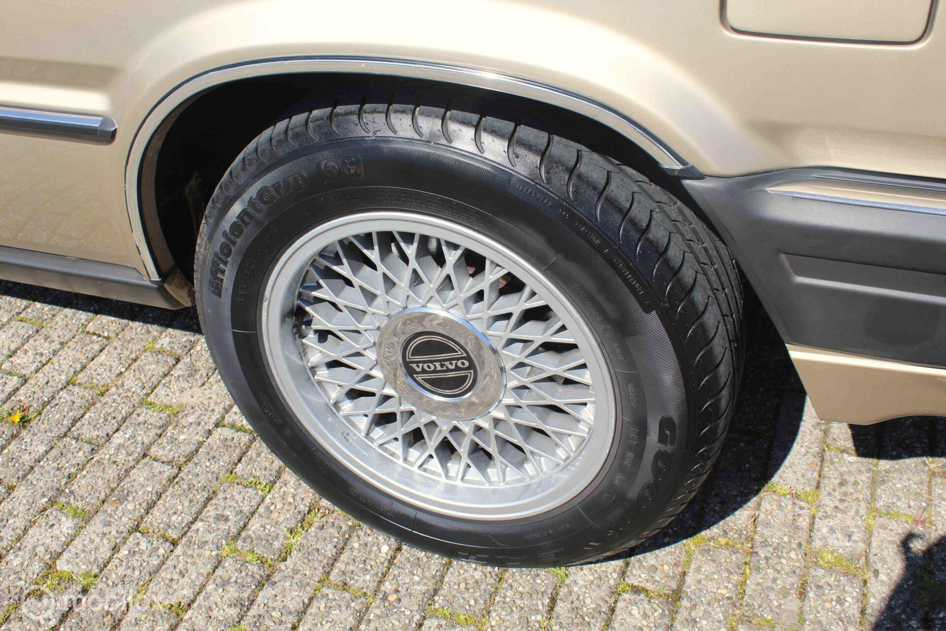 Foto van Volvo 780 Bertone Coupe