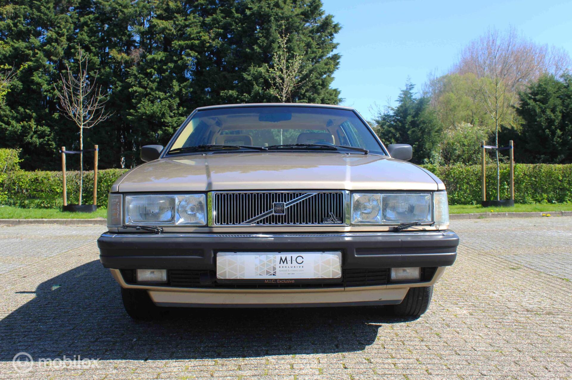 Foto van Volvo 780 Bertone Coupe