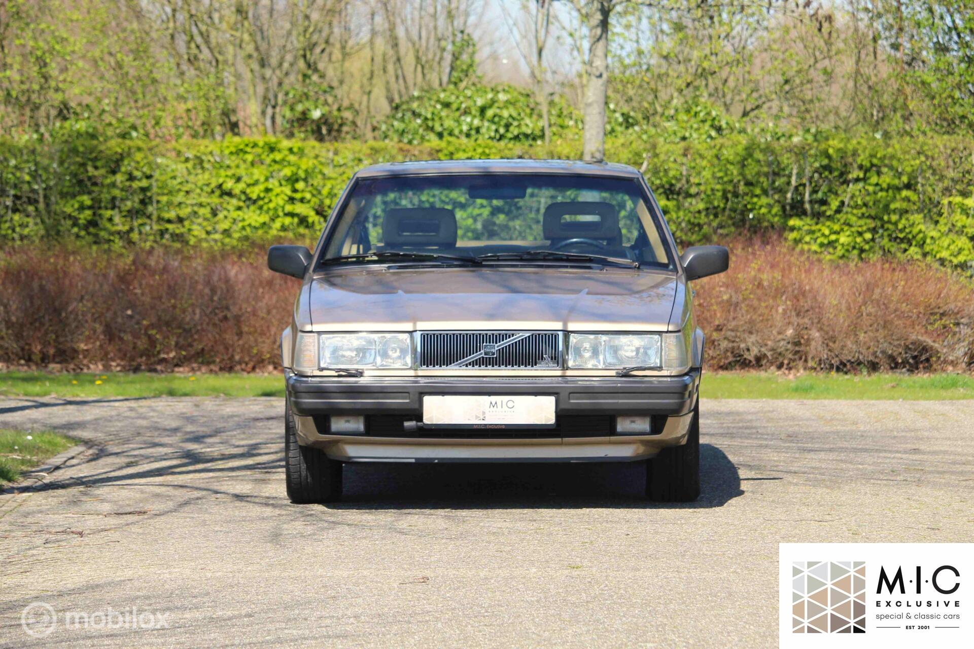 Foto van Volvo 780 Bertone Coupe