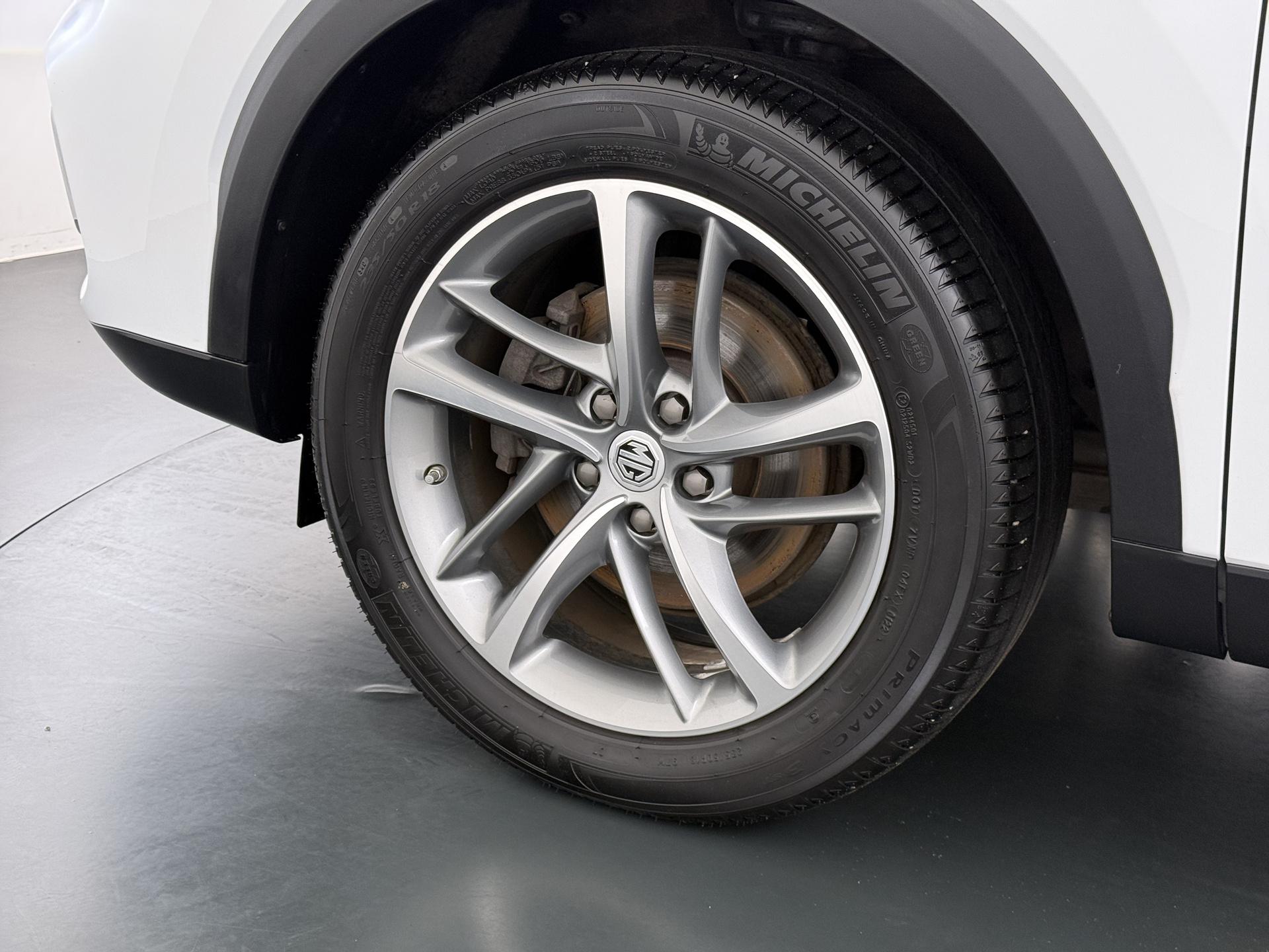Foto van MG MG Ehs Plug-in Hybrid