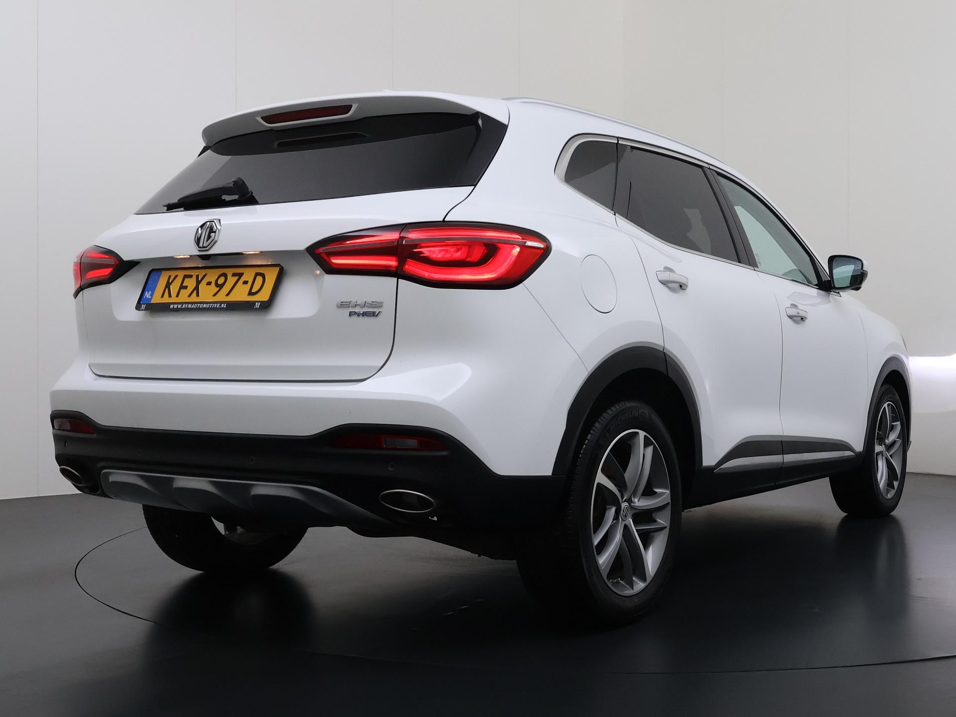 Foto van MG MG Ehs Plug-in Hybrid