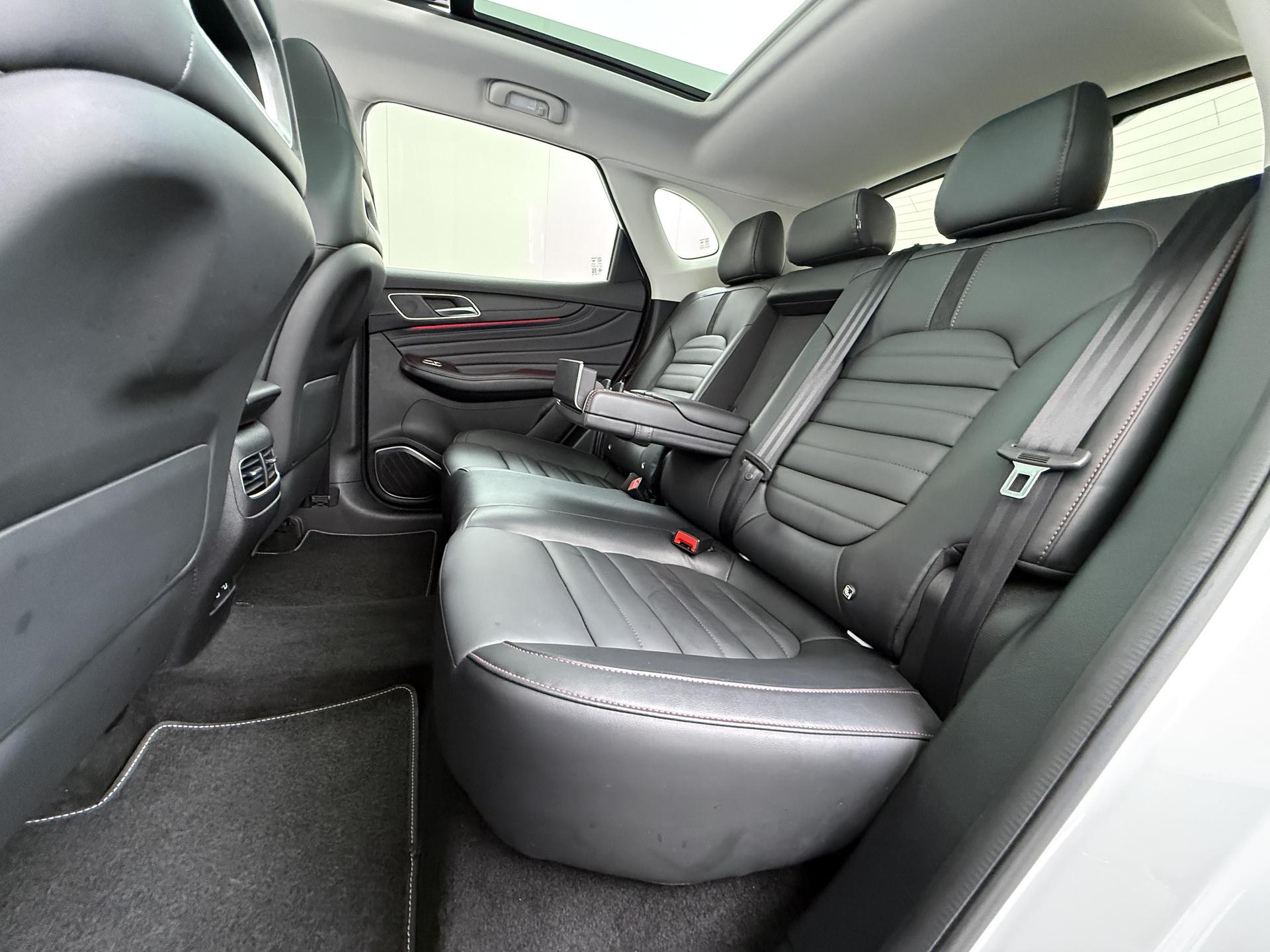 Foto van MG MG Ehs Plug-in Hybrid
