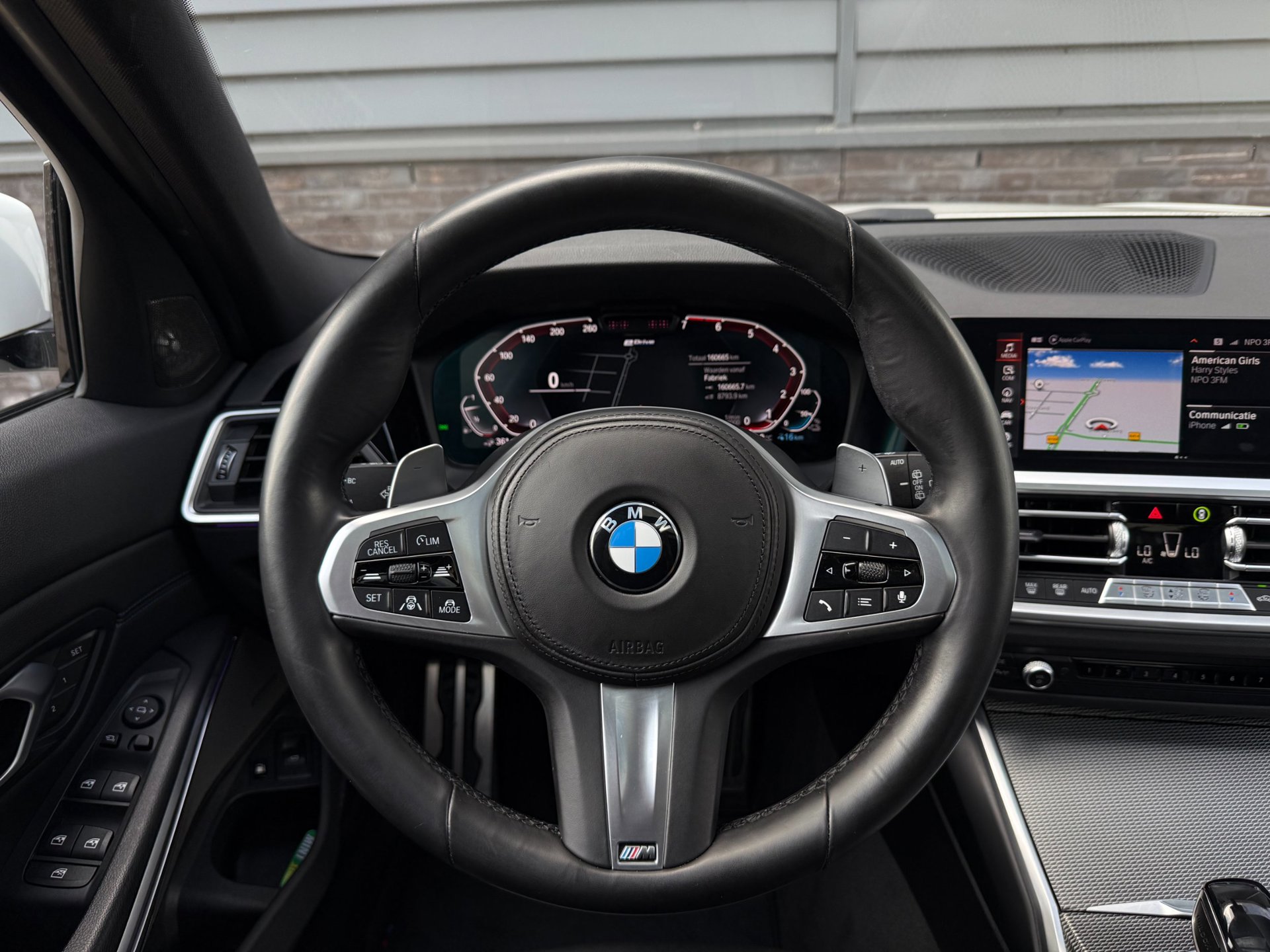 Foto van BMW 330e
