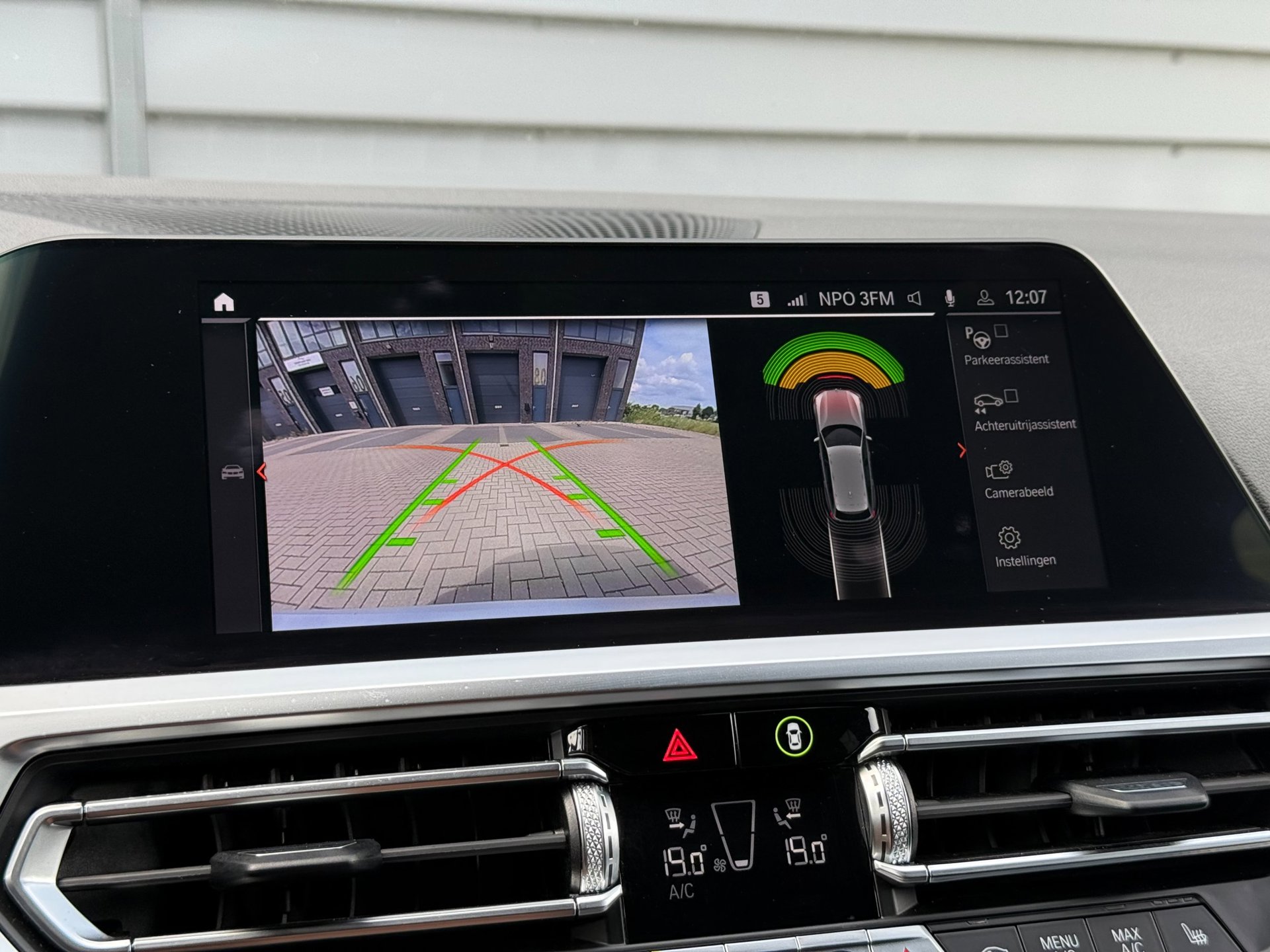 Foto van BMW 330e
