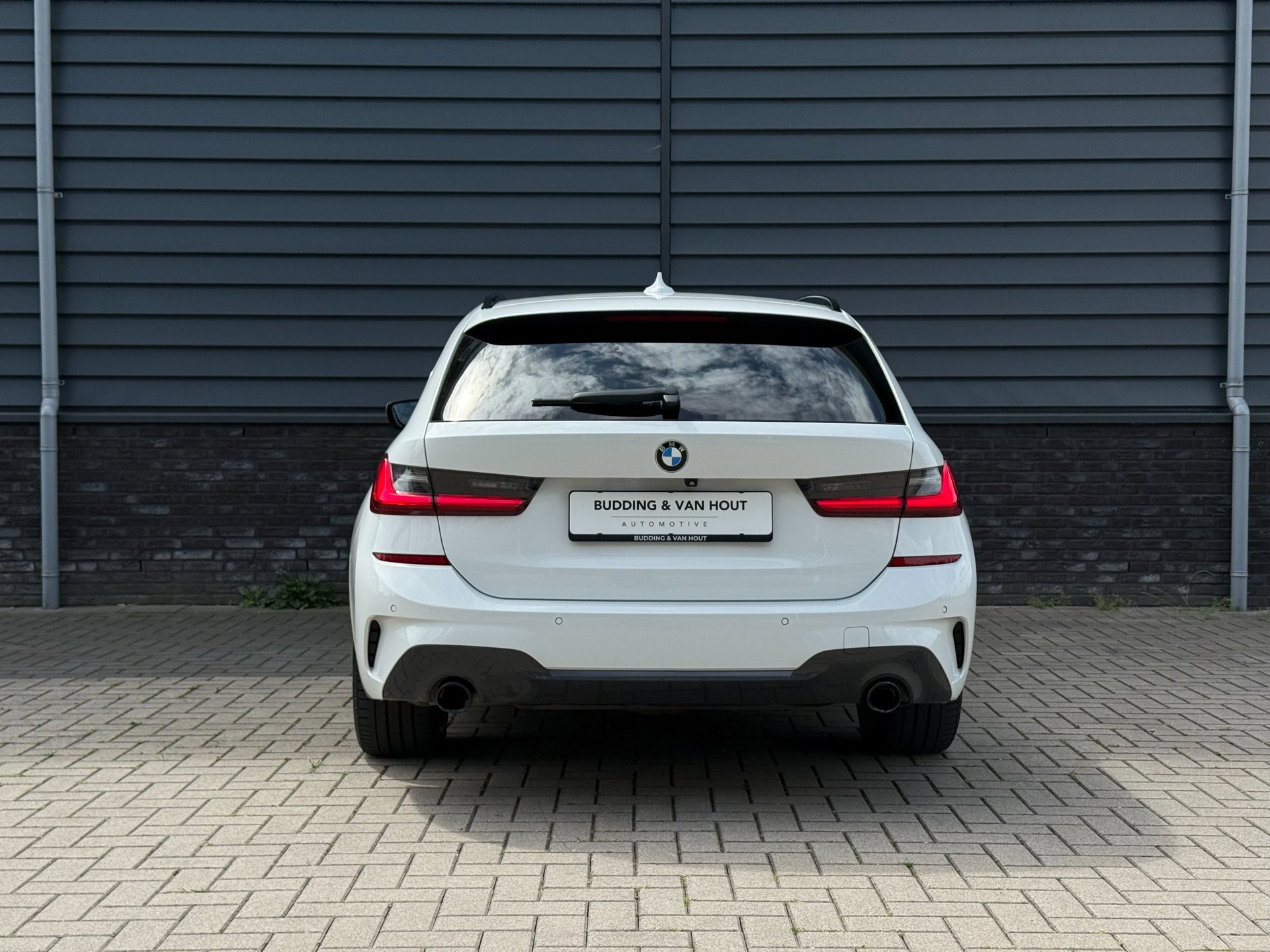 Foto van BMW 330e