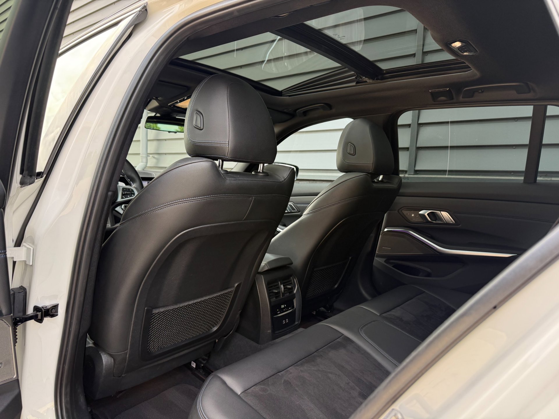 Foto van BMW 330e