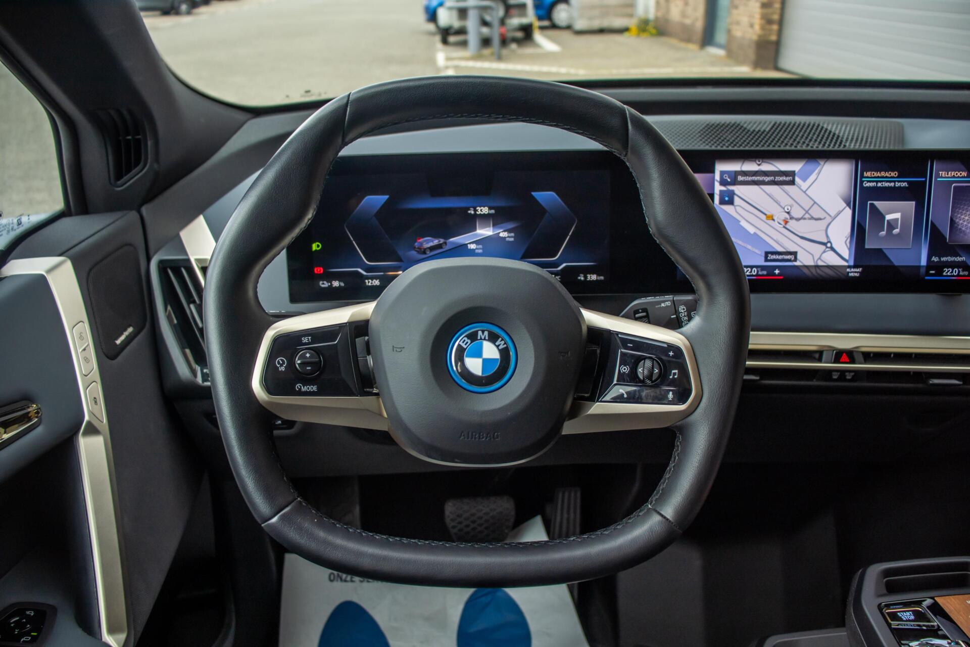 Foto van BMW Ix