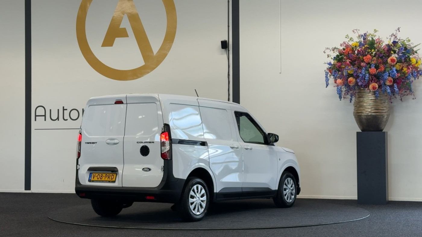 Foto van Ford Transit Courier
