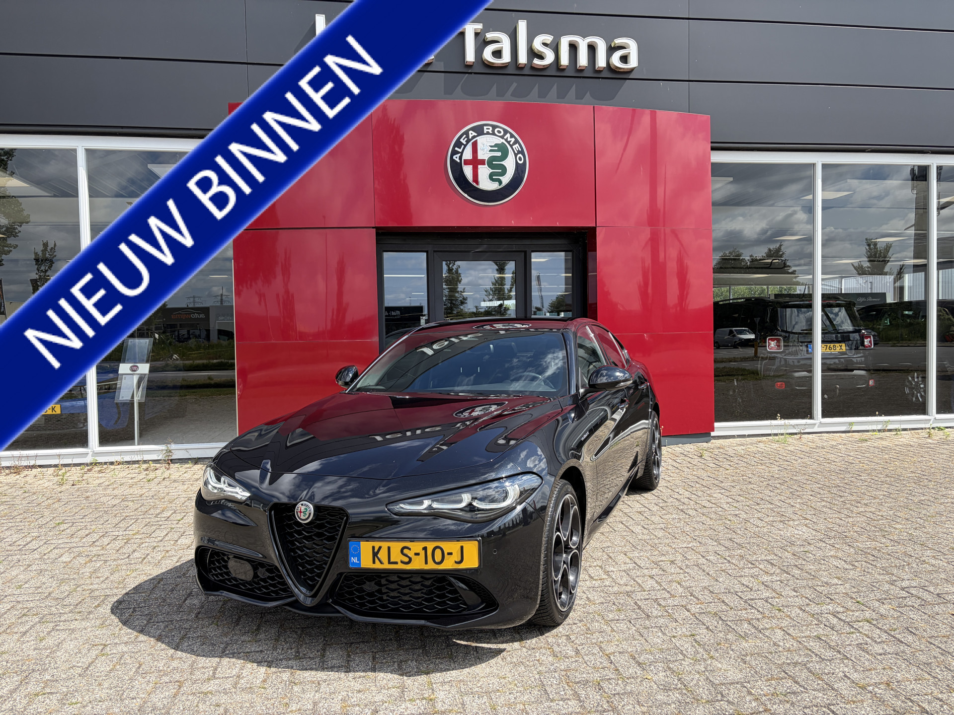Alfa Romeo Giulia 2.0 T GME AWD Veloce | 19" Velgen | Camera 2025 - voorkant