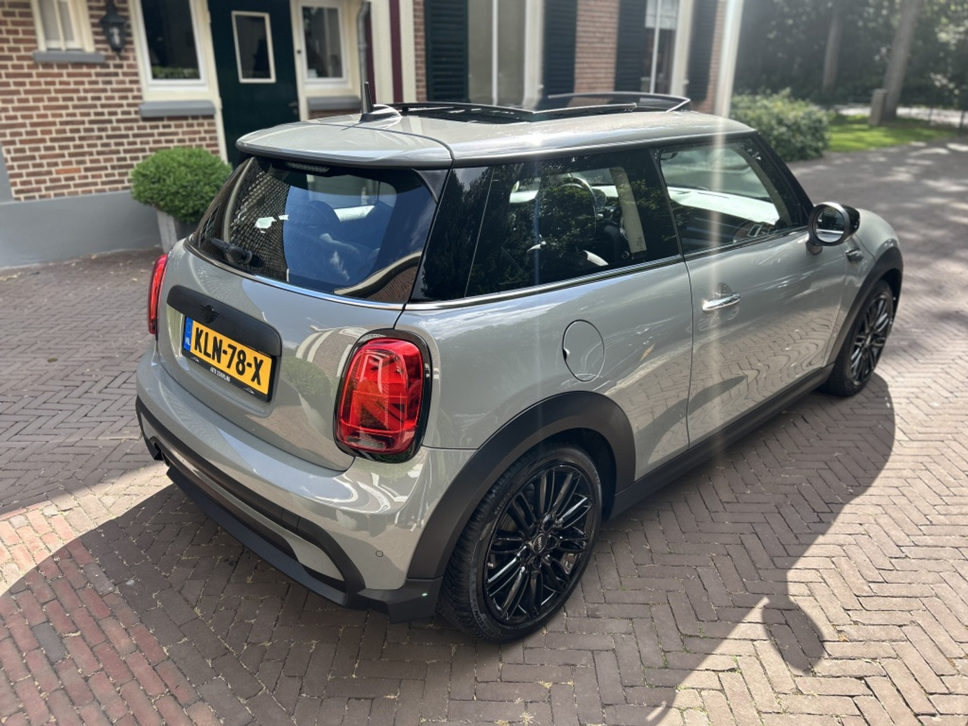 Foto van Mini One