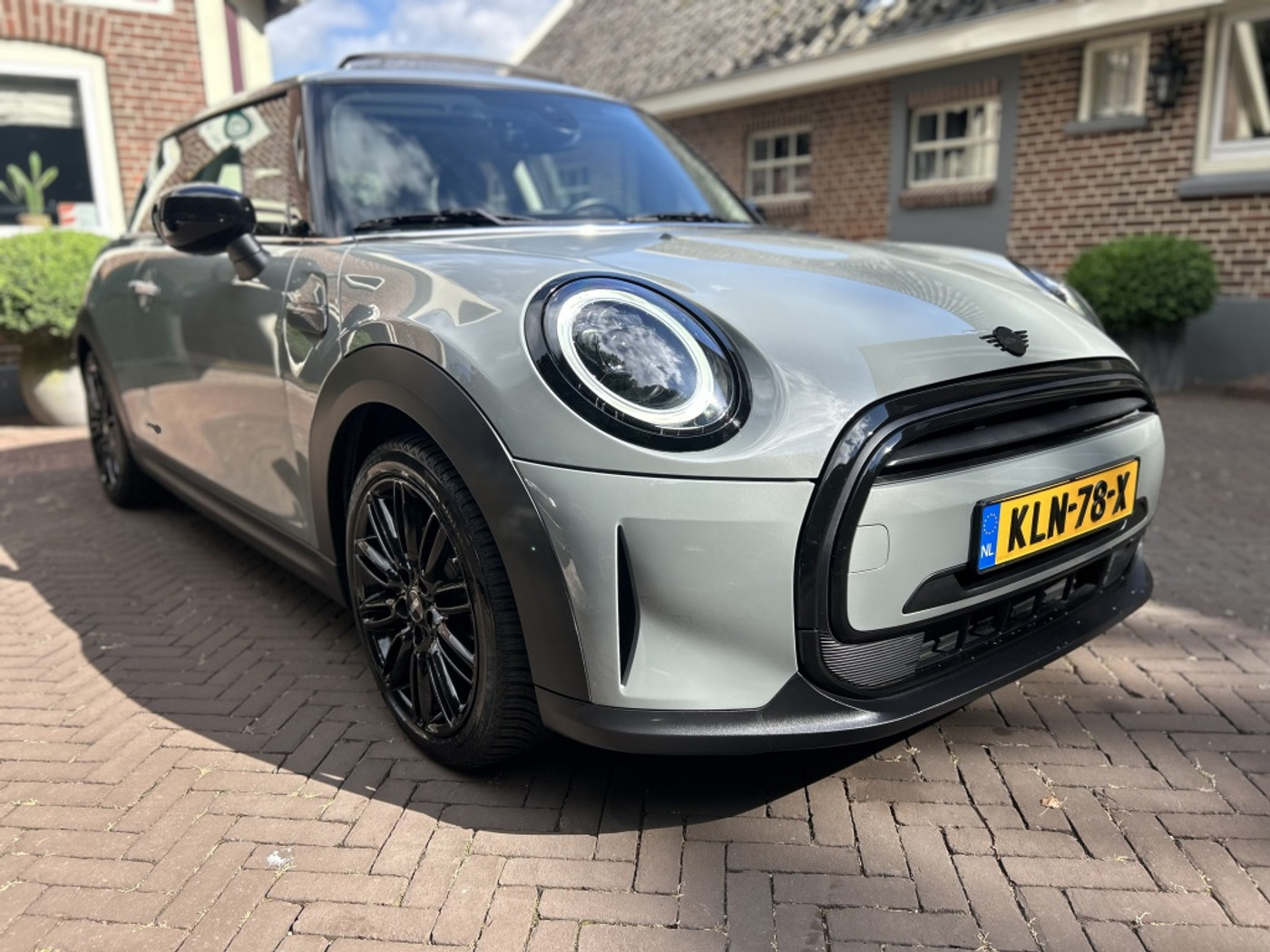 Foto van Mini One