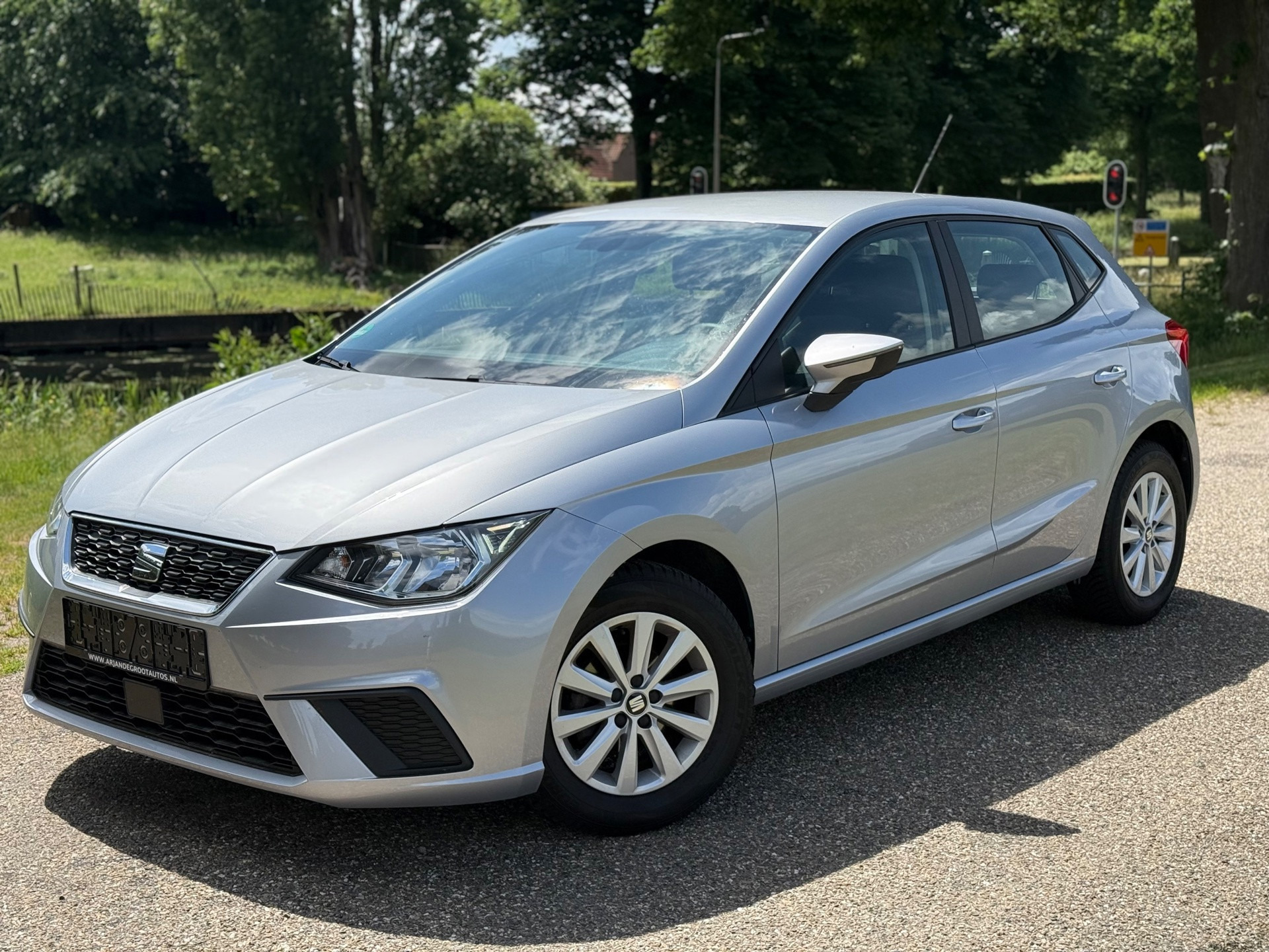 Seat Ibiza 1.0 MPI Reference|Airco|Navigatie|Cruise|Nieuwe Apk 2019 - voorkant