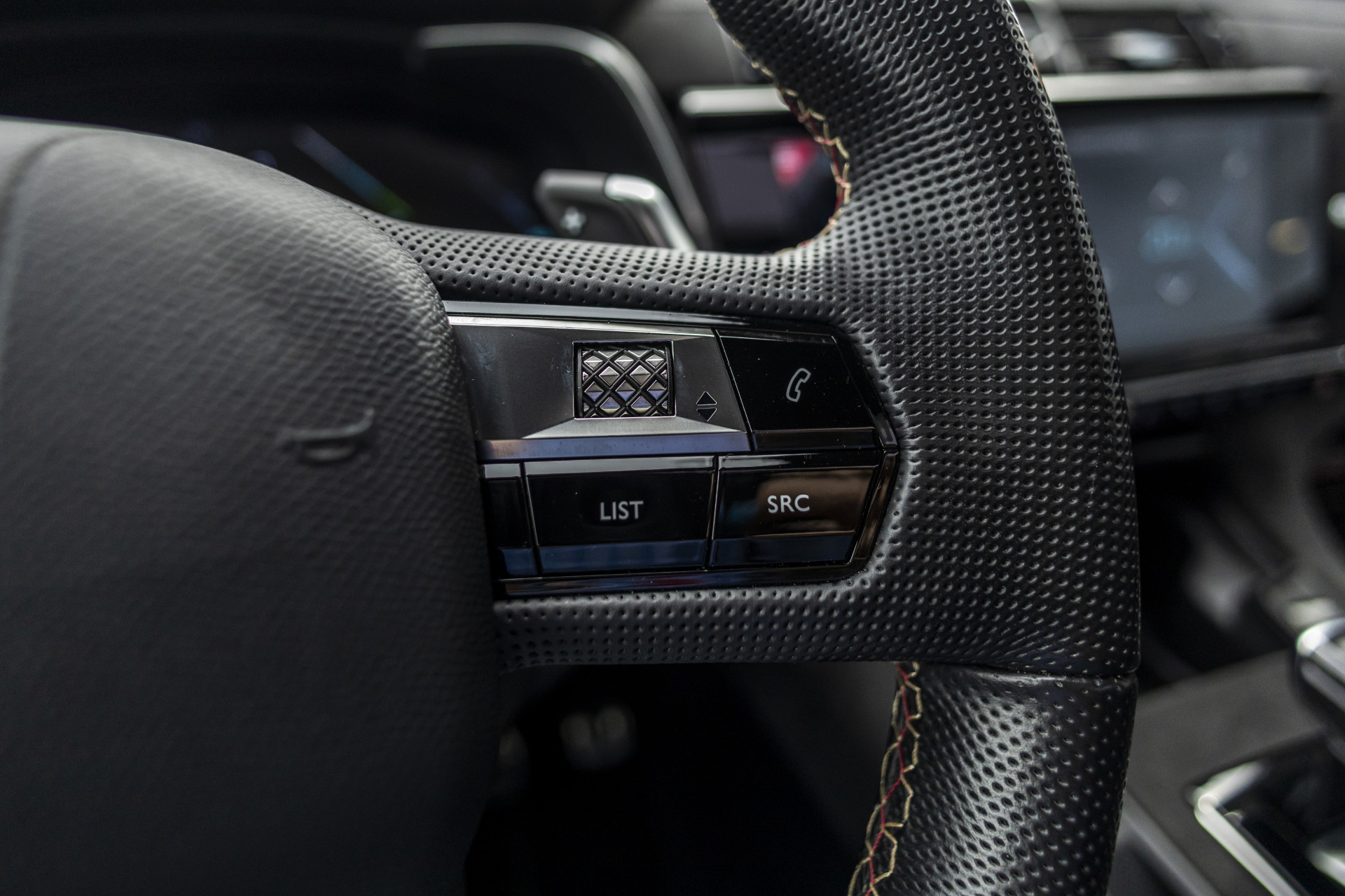 Foto van DS DS 7 Crossback
