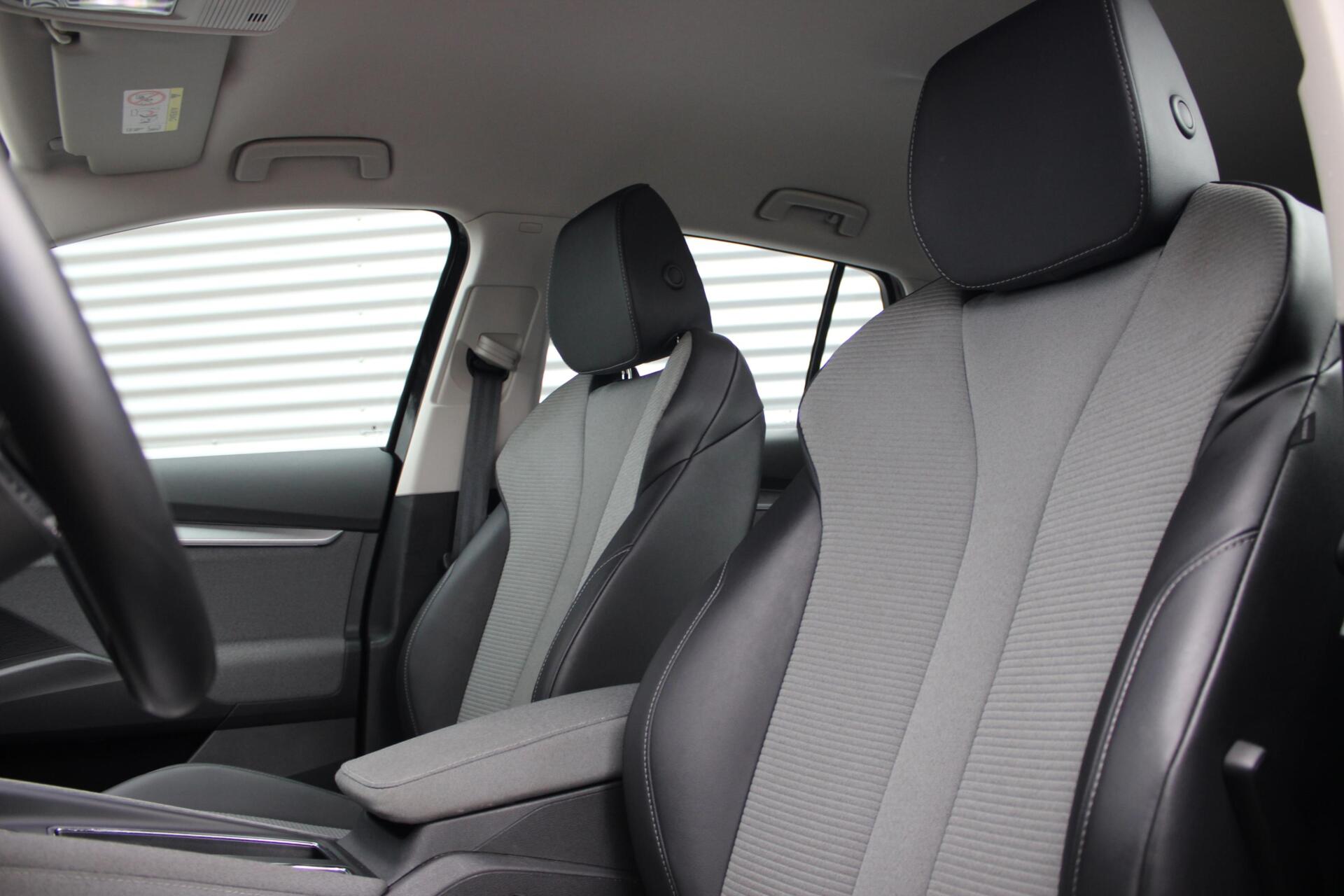 Foto van Skoda Enyaq 80